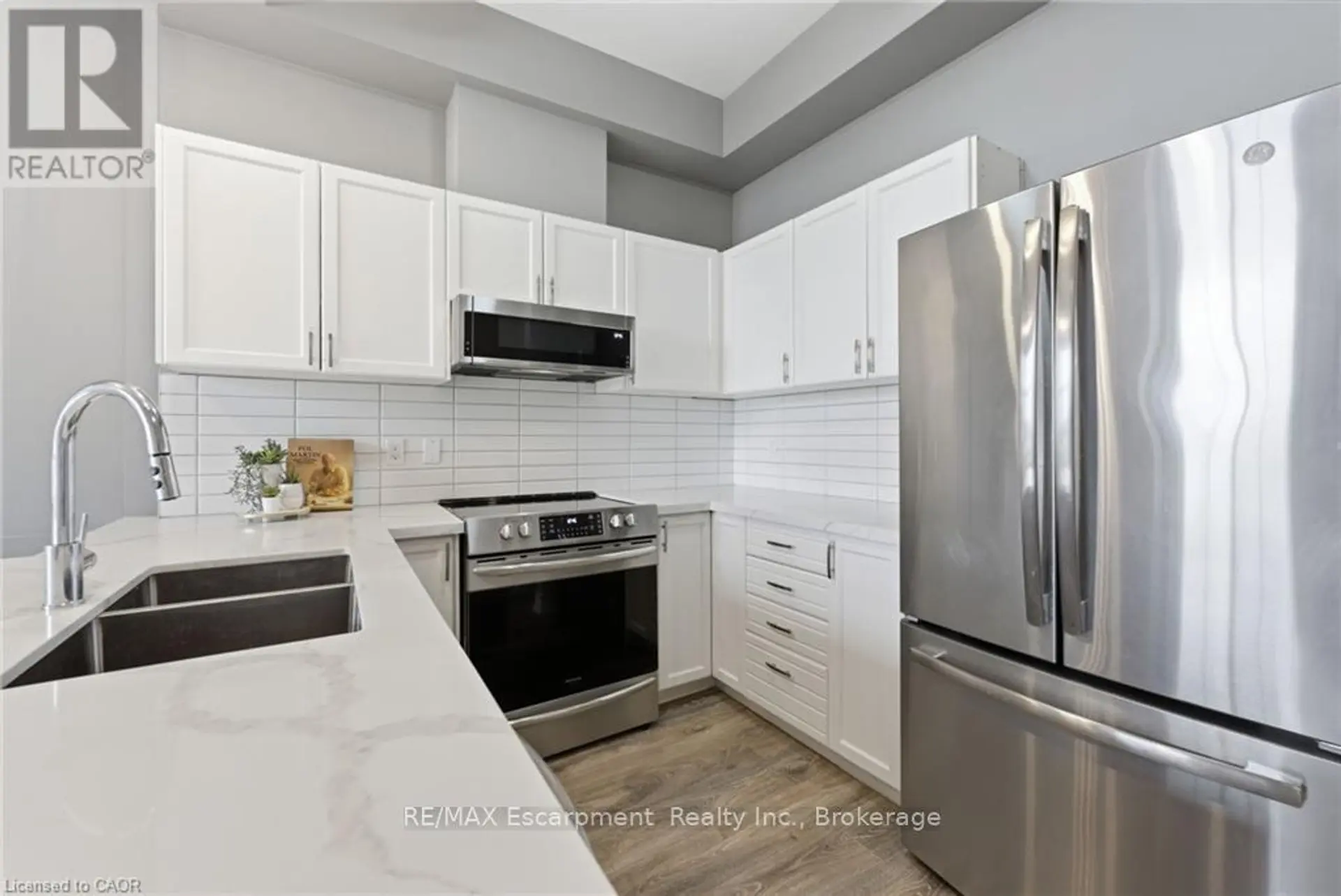 #322 262 DUNDAS STREET E - Image 10