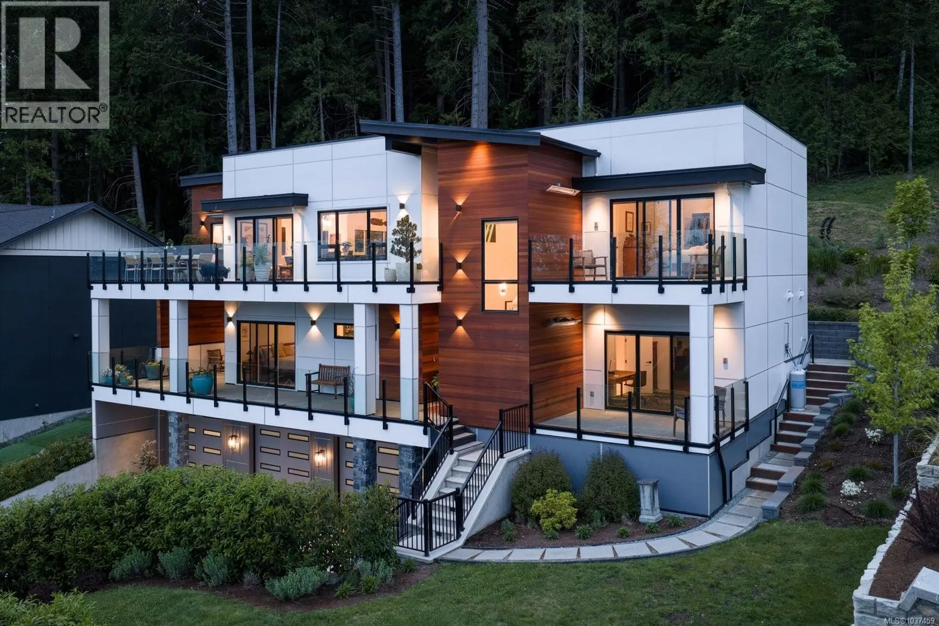Property at 10900 Greenpark Rd, North Saanich, BC