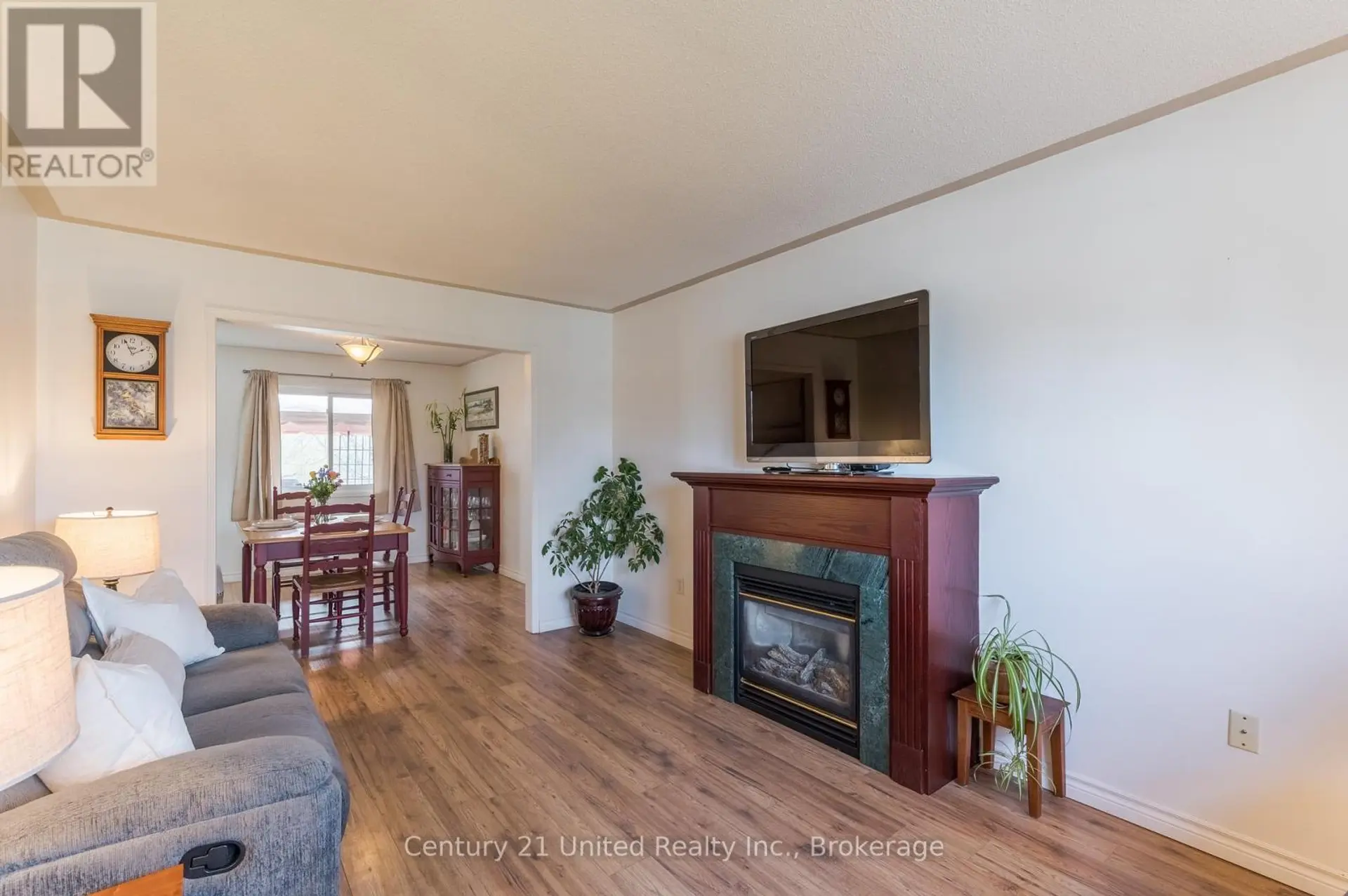 9 BROOKSIDE STREET - Image 7
