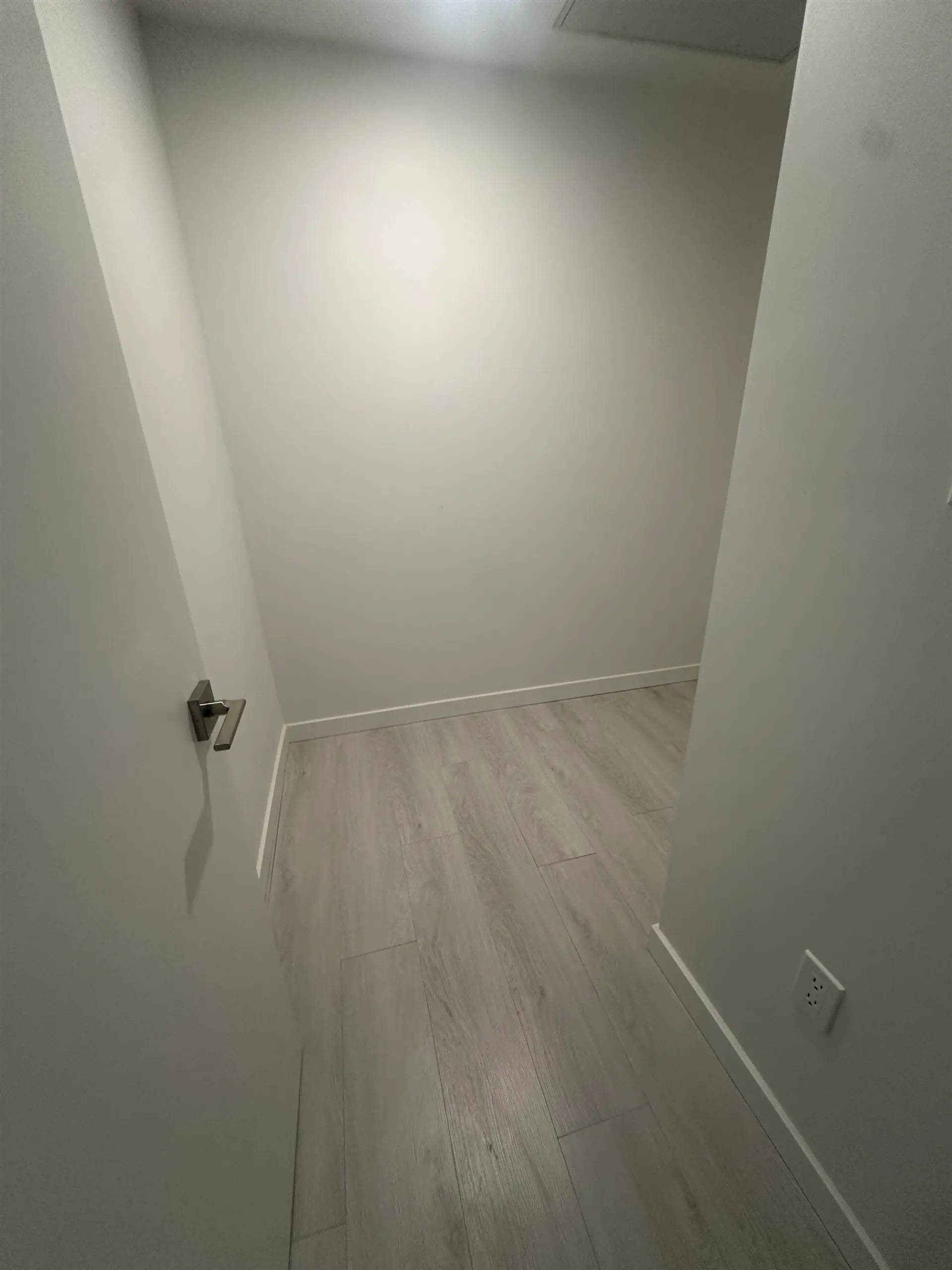 #W111 13838 108 Avenue - Image 16