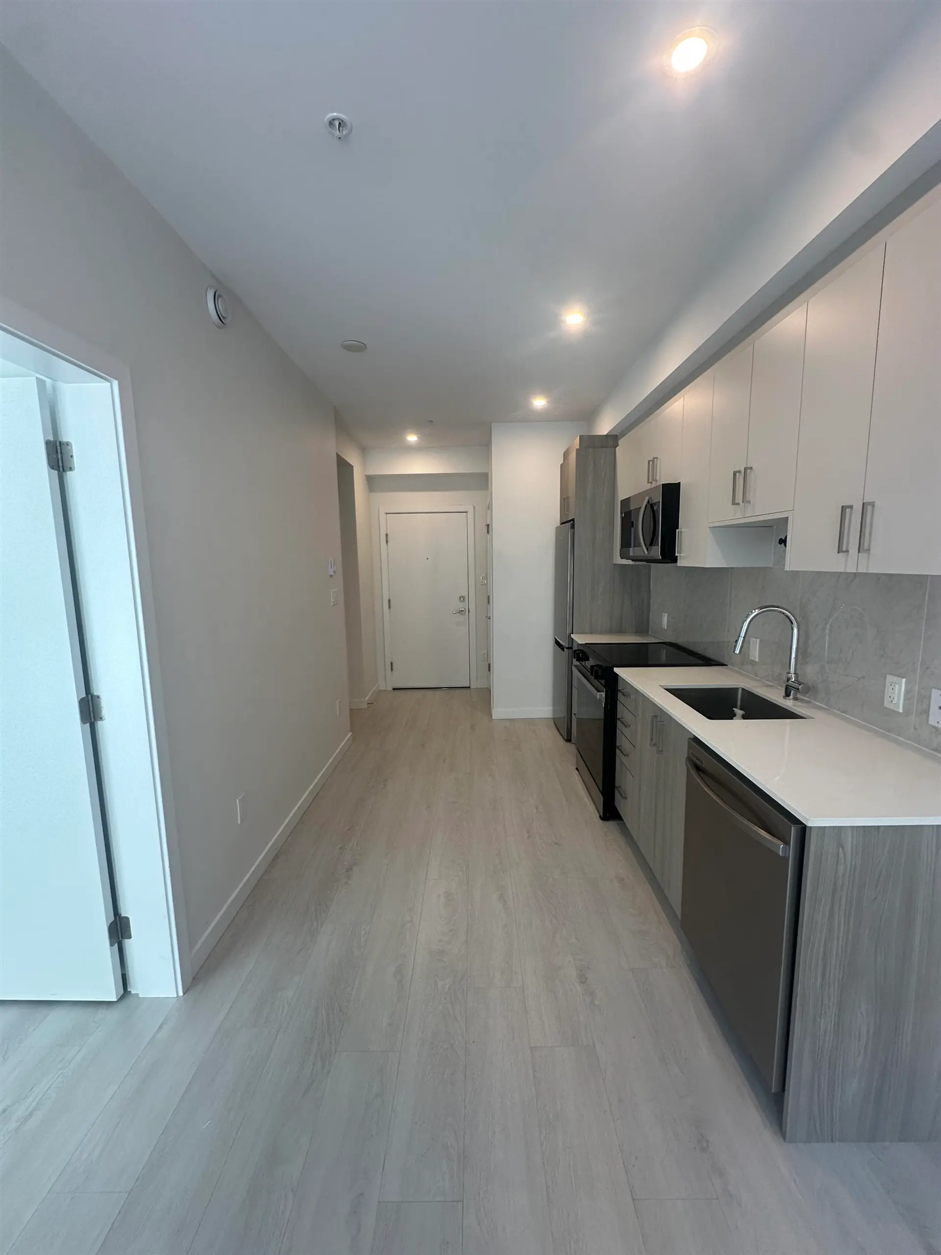 #W111 13838 108 Avenue - Image 15