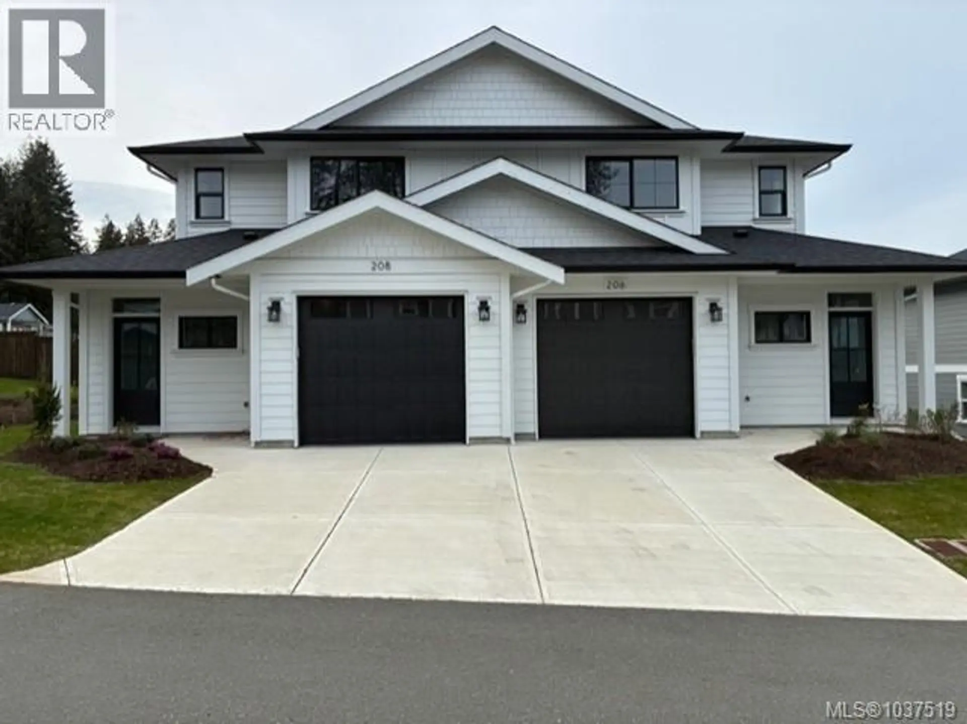 Property at #206 2580 Brookfield Dr, Courtenay, BC