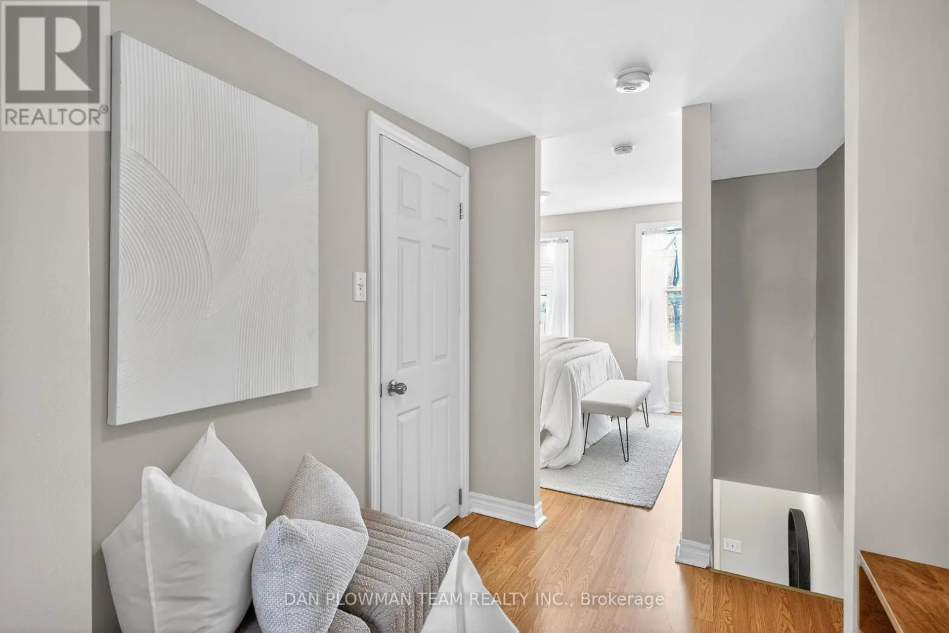 114 OLIVE AVENUE - Image 11