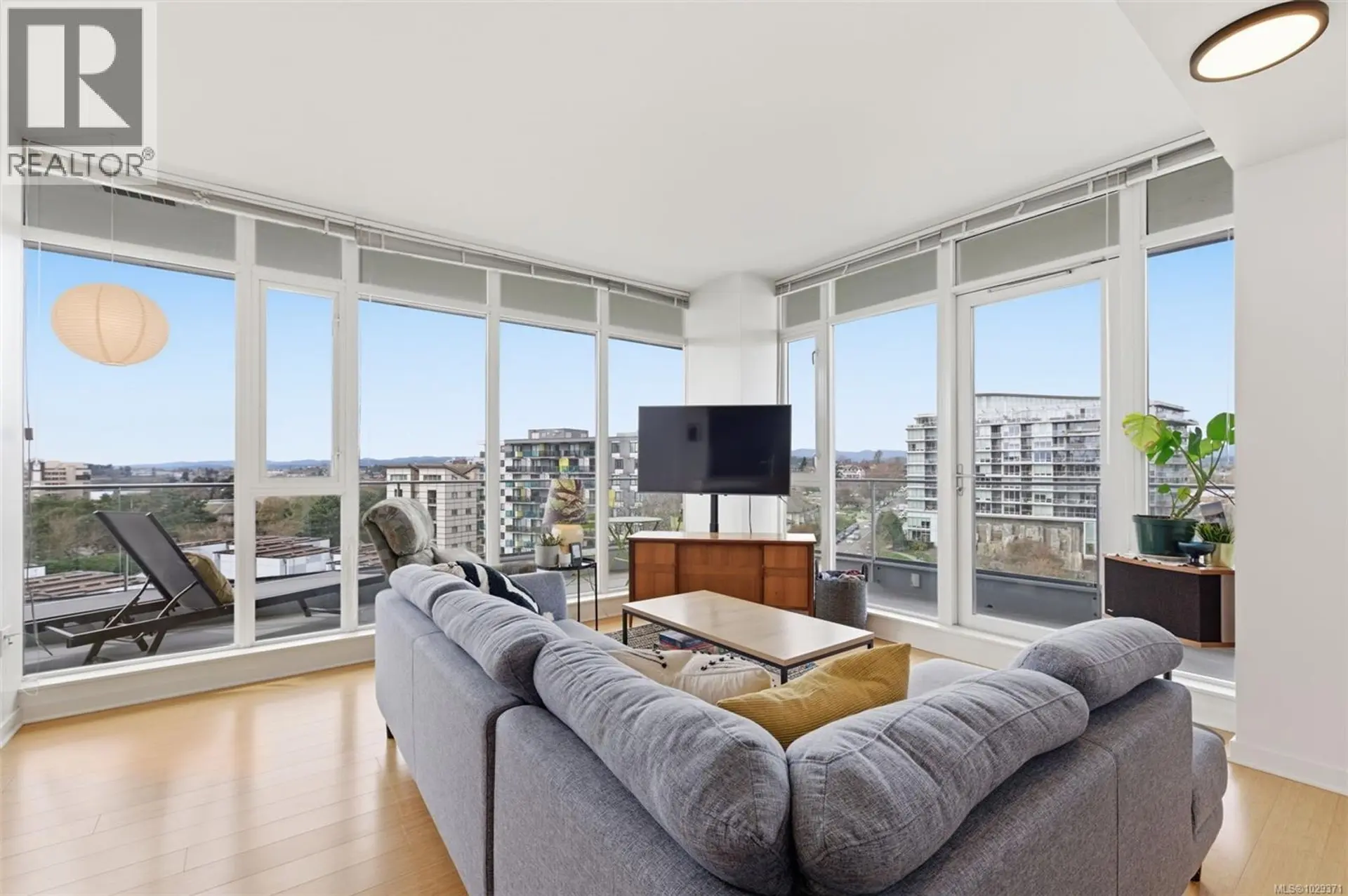 Property at #803 379 Tyee Rd, Victoria, BC