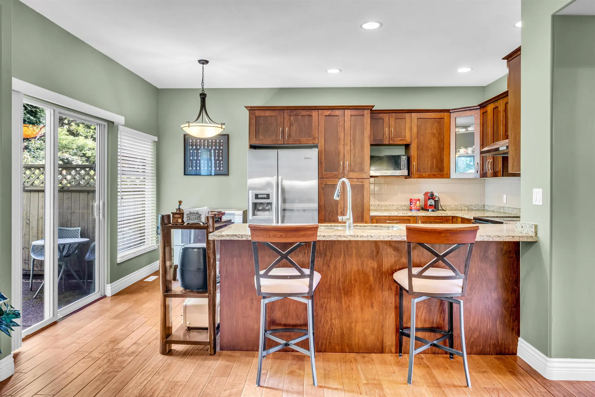 #142 2979 Panorama Drive - Image 7