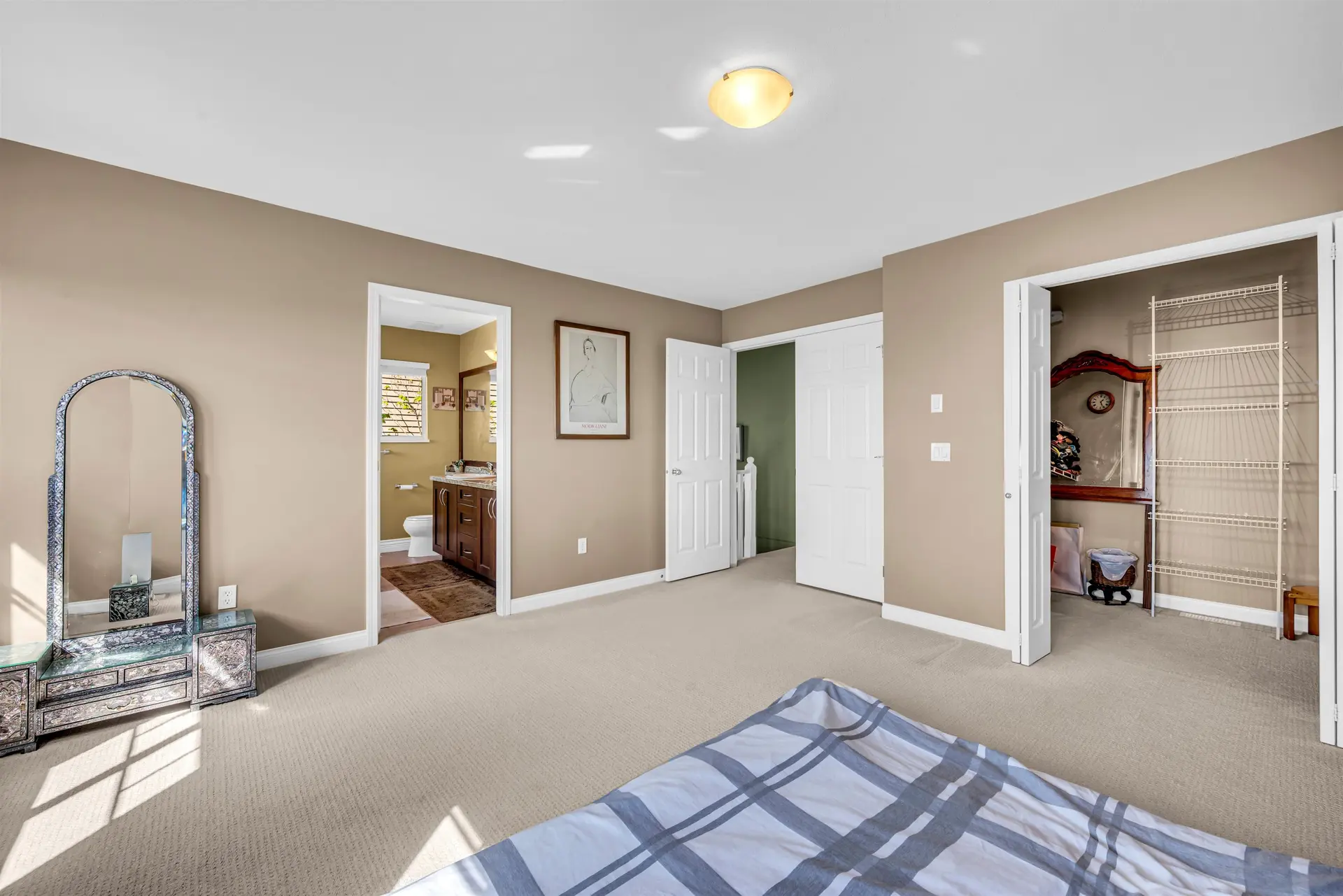 #142 2979 Panorama Drive - Image 10