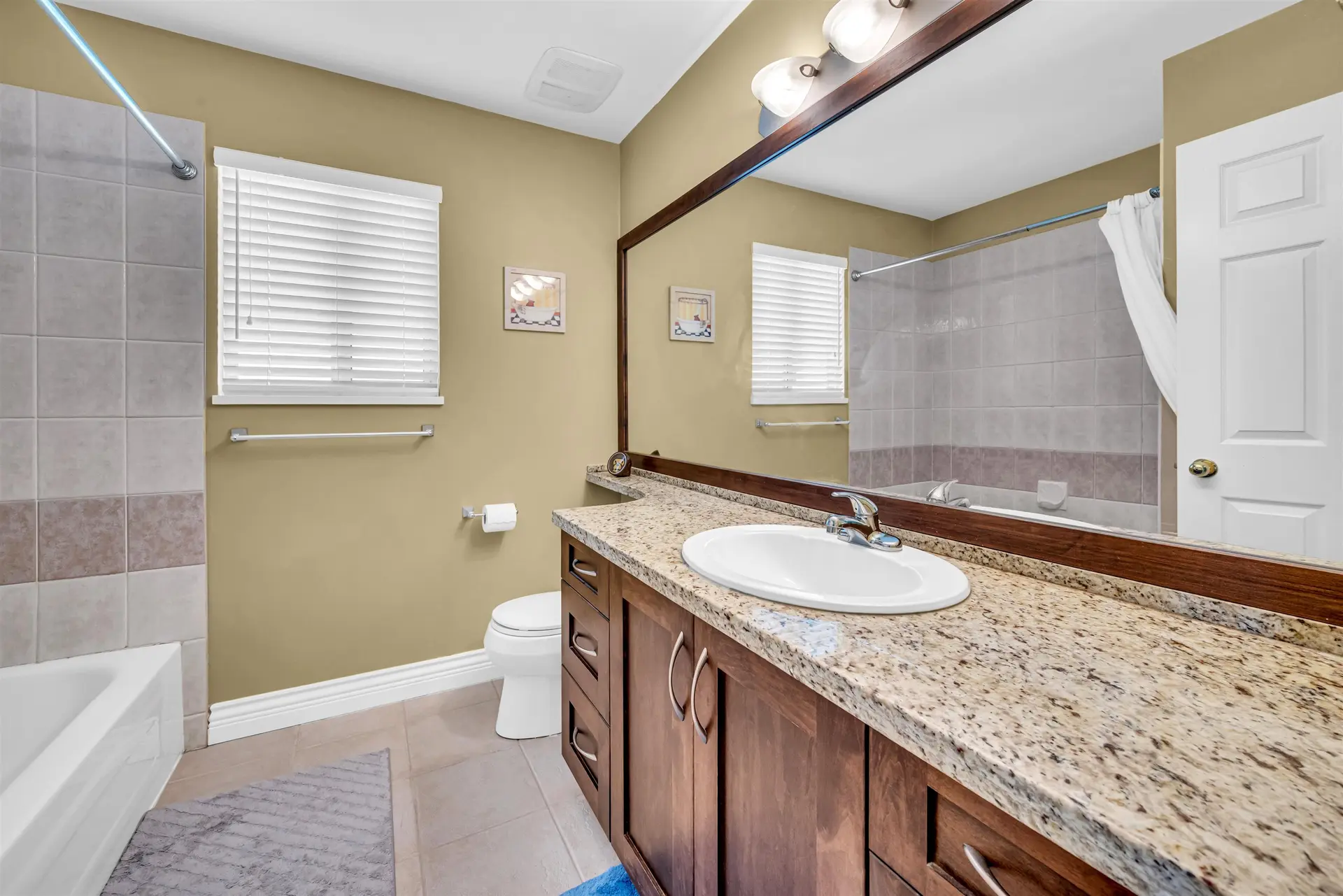 #142 2979 Panorama Drive - Image 14