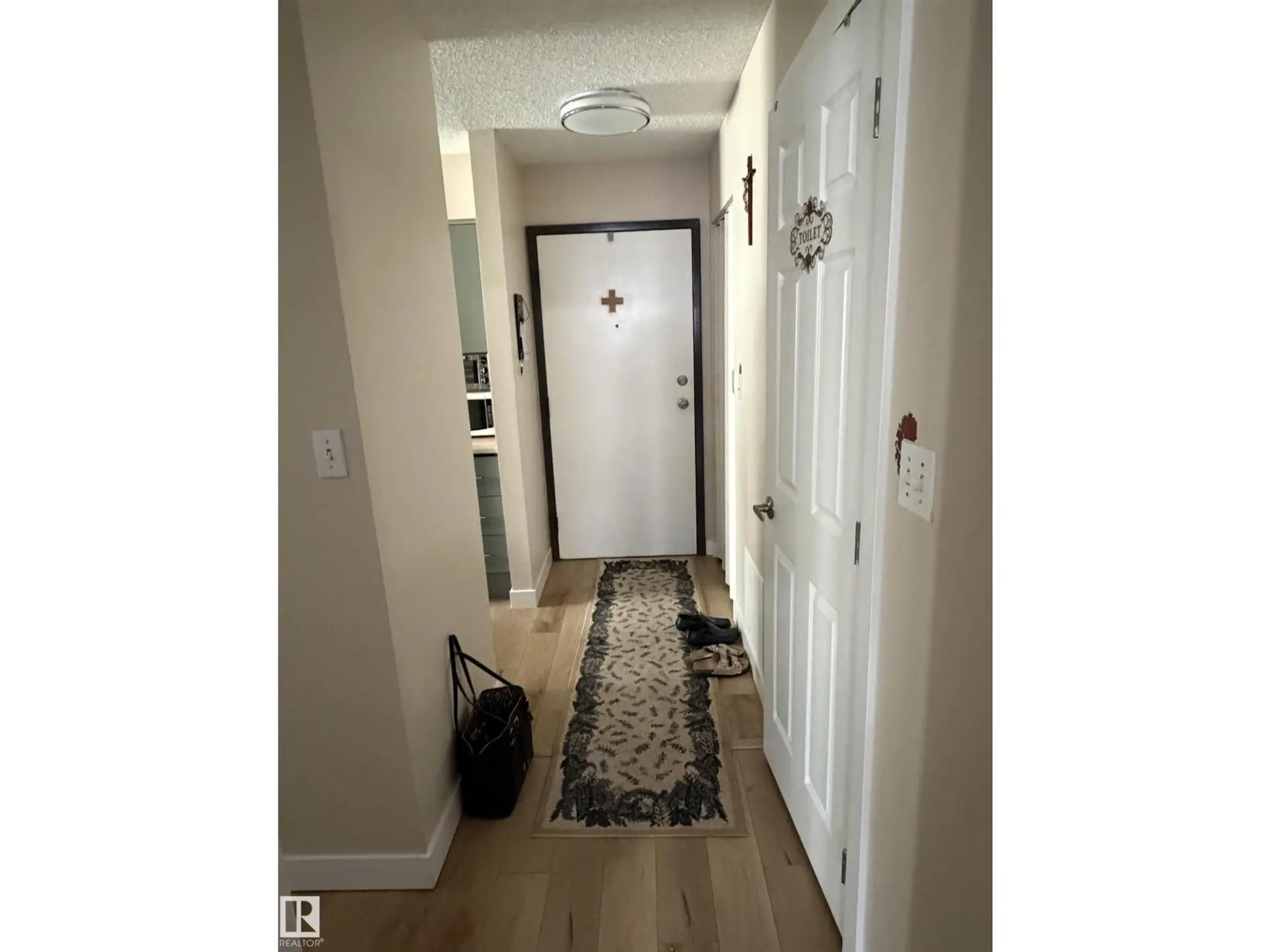 #205 10604 110 AV NW NW - Image 14