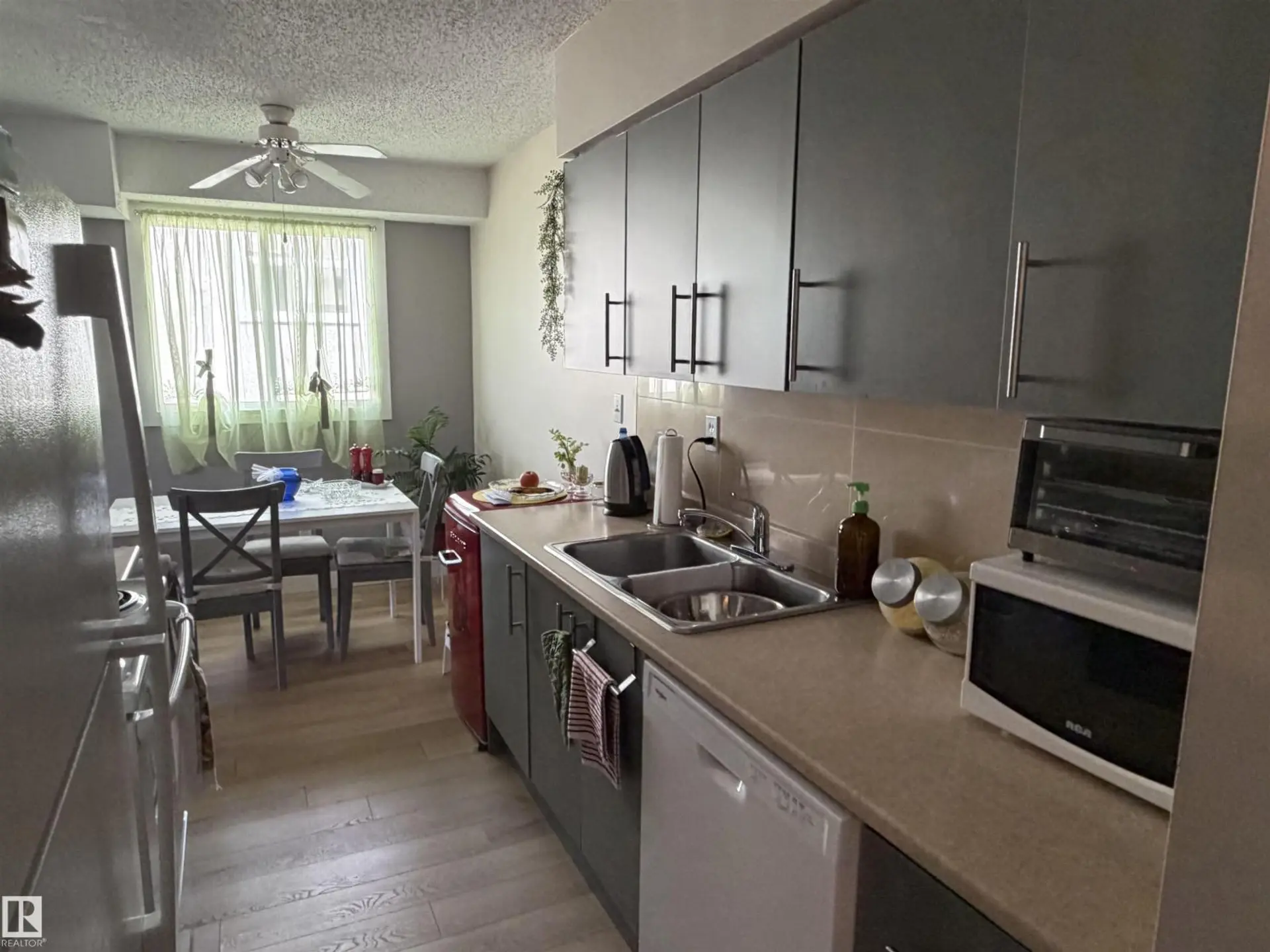 #205 10604 110 AV NW NW - Image 8