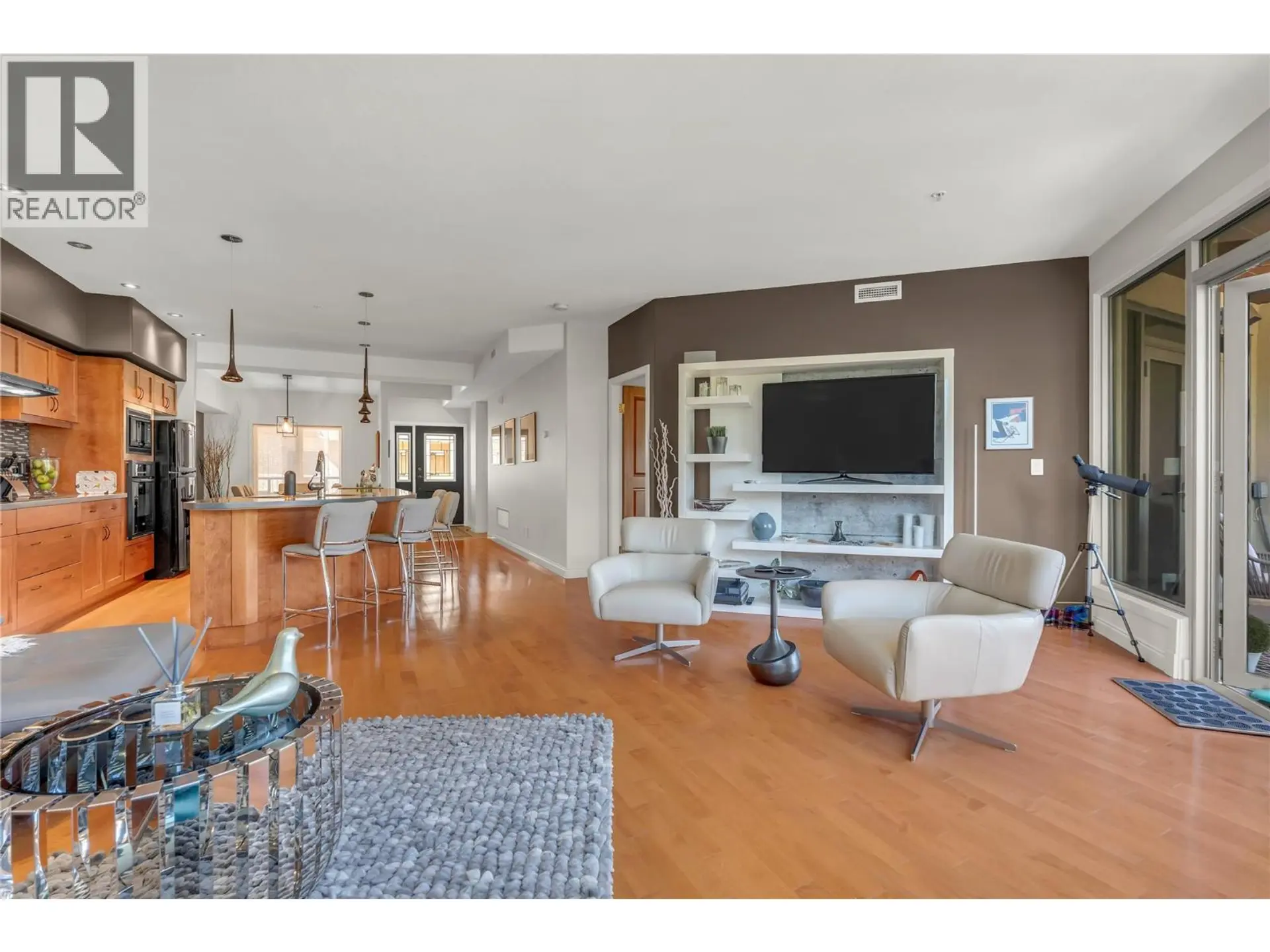 #606 250 Marina Way - Image 9