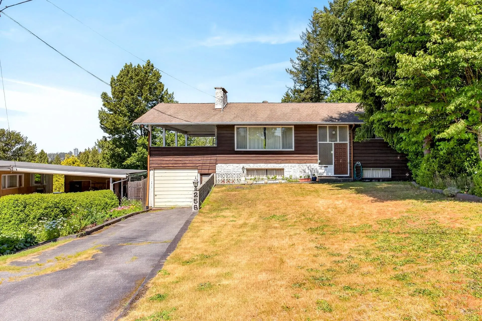 Property at 256 Rossmore Court, Coquitlam, BC