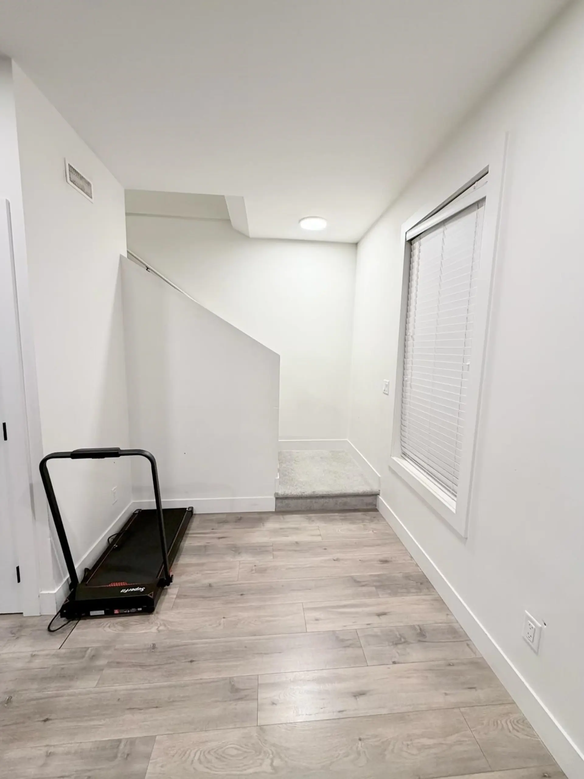 #12 27640 Lantern Avenue - Image 13