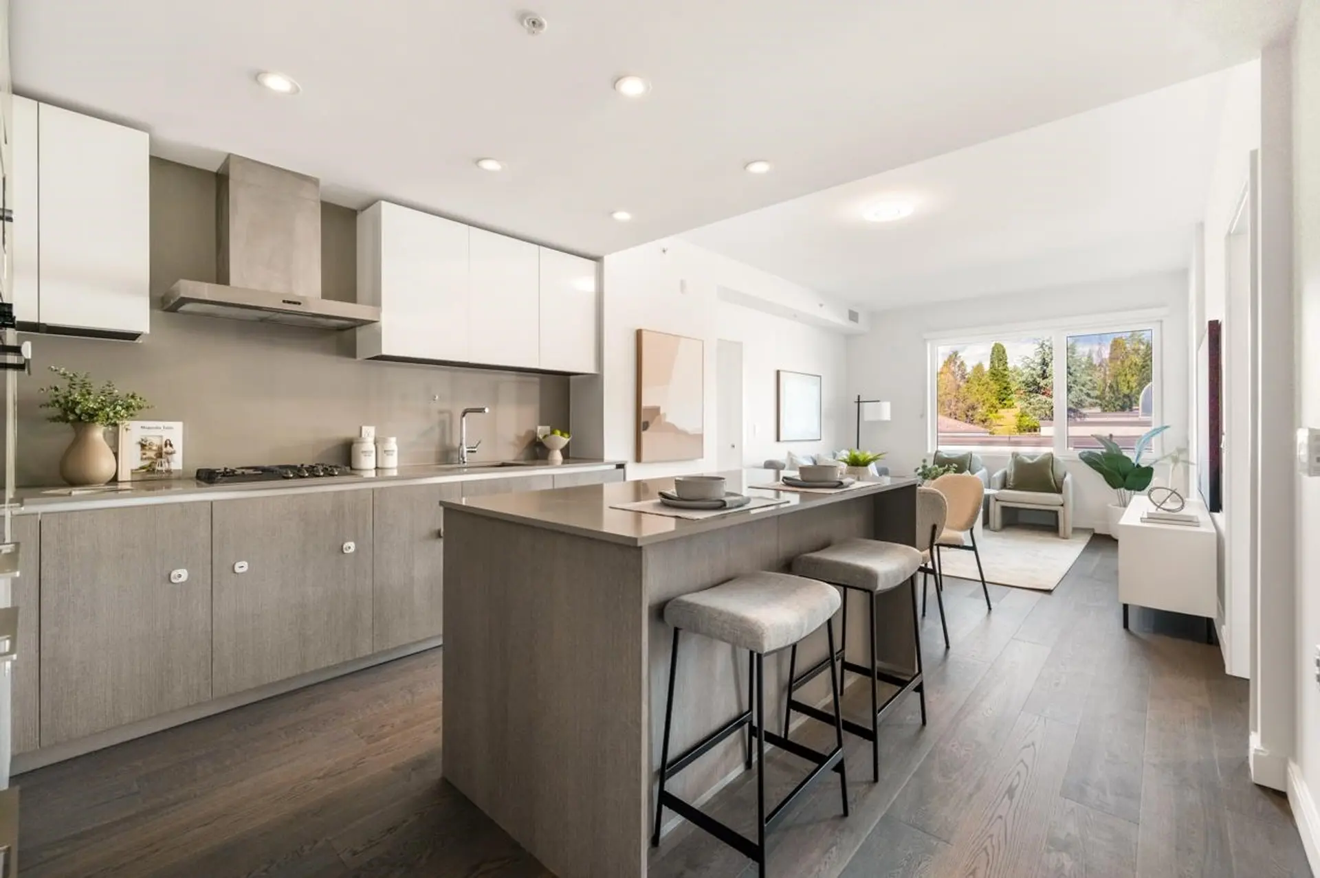 #302 4932 Cambie Street - Image 7