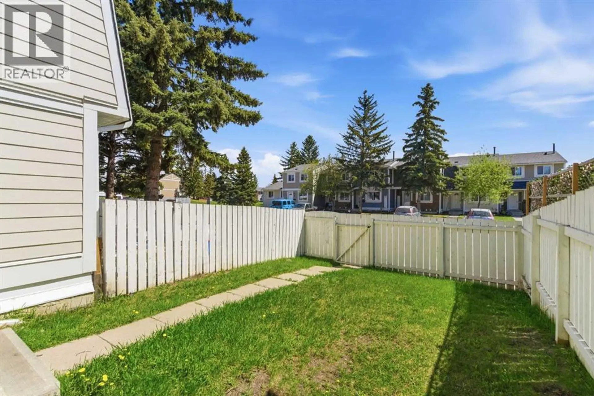 804 Madeira Drive NE - Image 13
