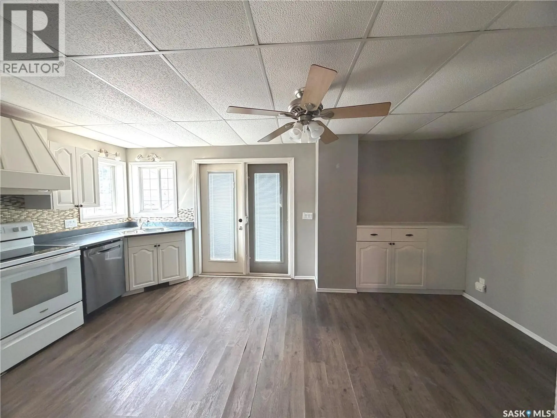 324 Main STREET - Image 6