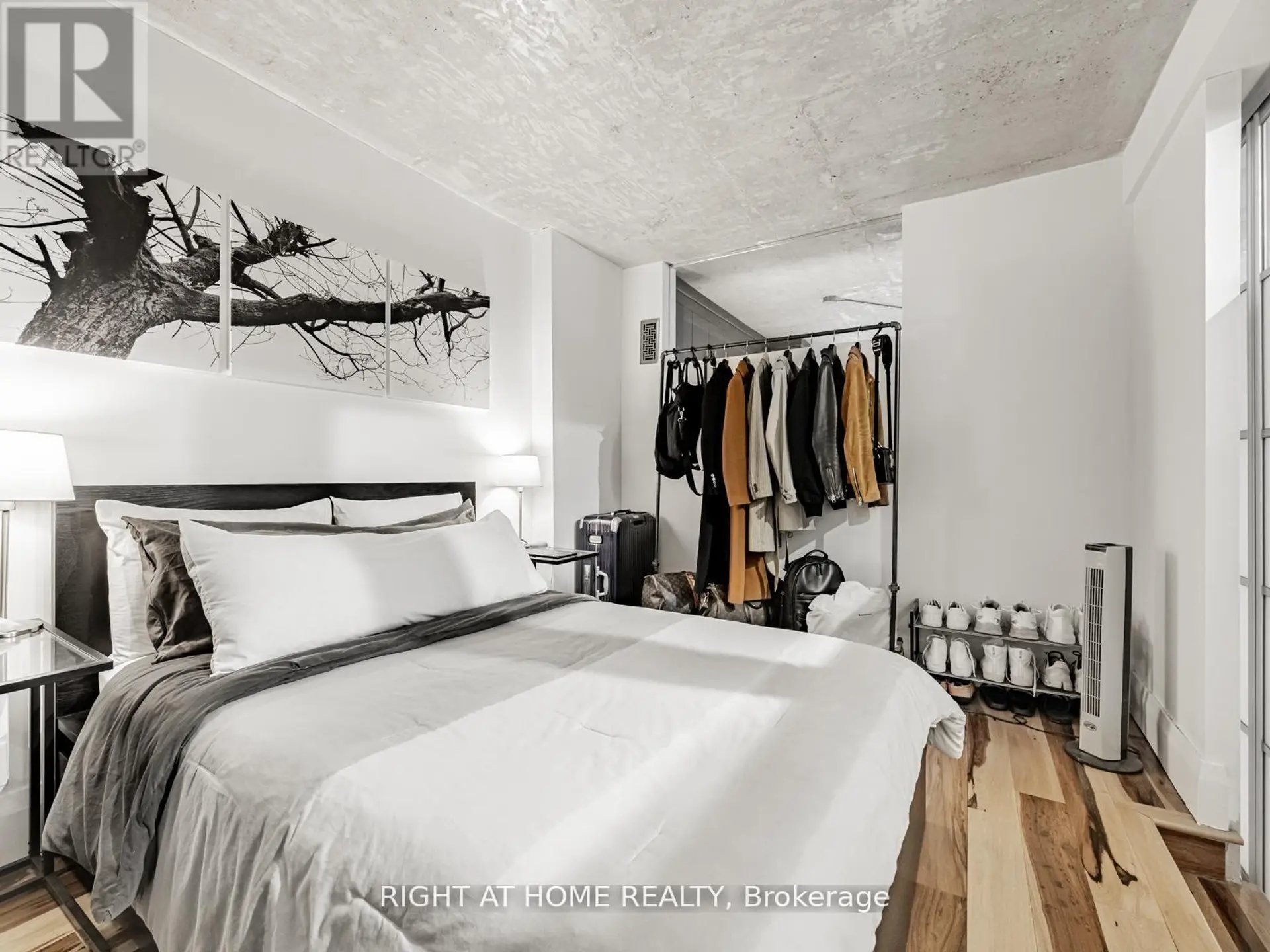 #405 50 CAMDEN STREET - Image 13