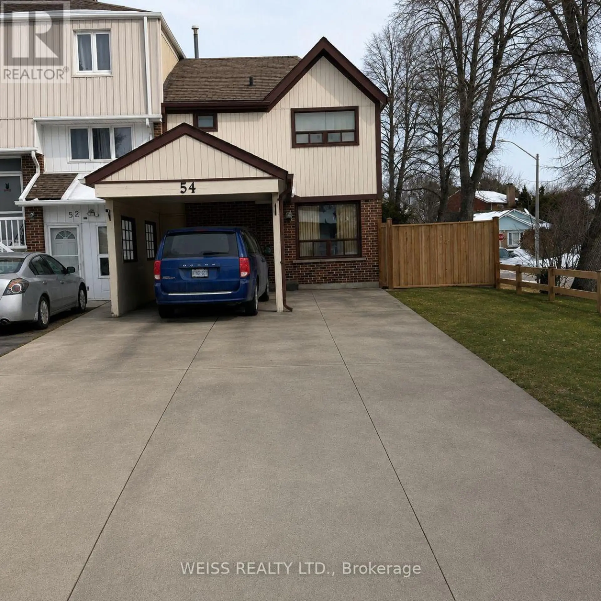 54 OMEGA SQUARE - Image 1