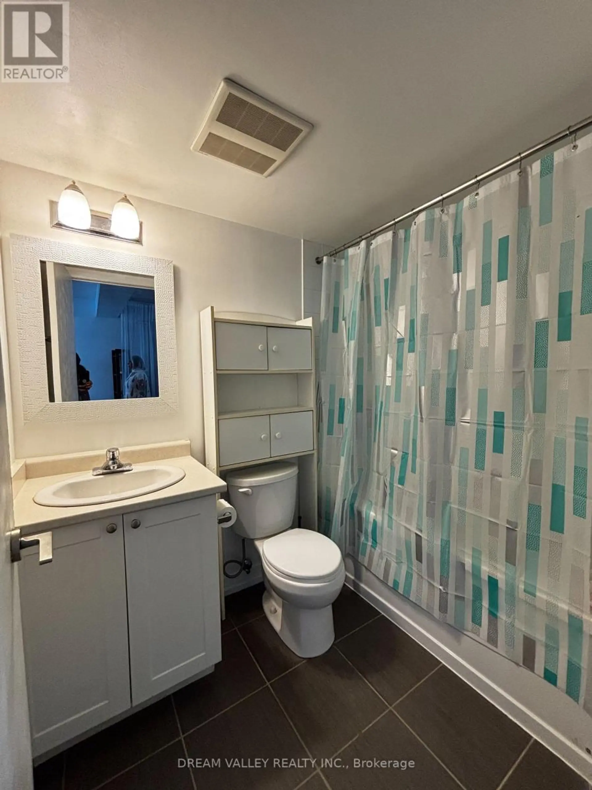 #1114 812 LANSDOWNE AVENUE - Image 5