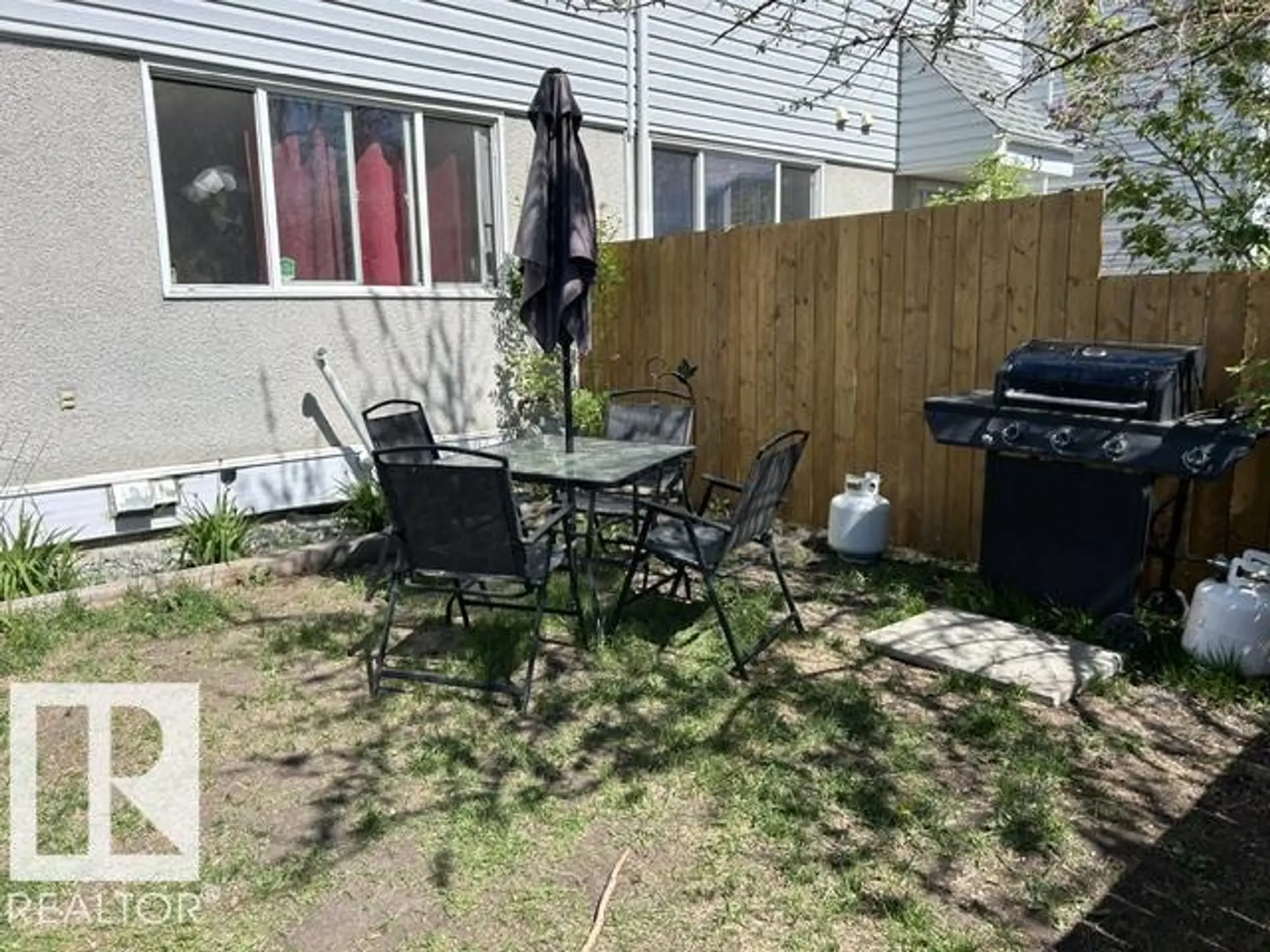 51 Mcleod PL NW - Image 11