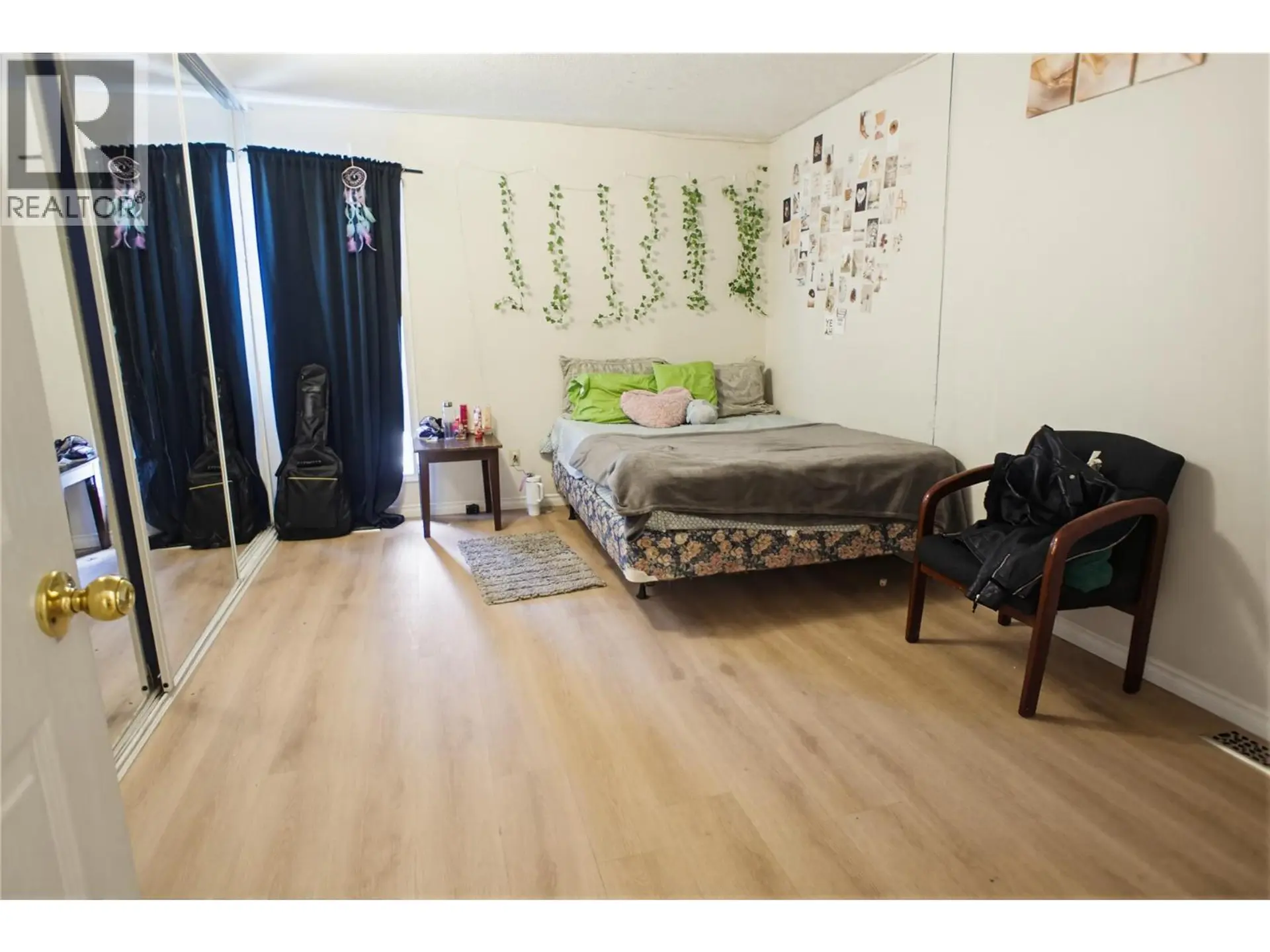 #70 1435 Summit Drive - Image 10