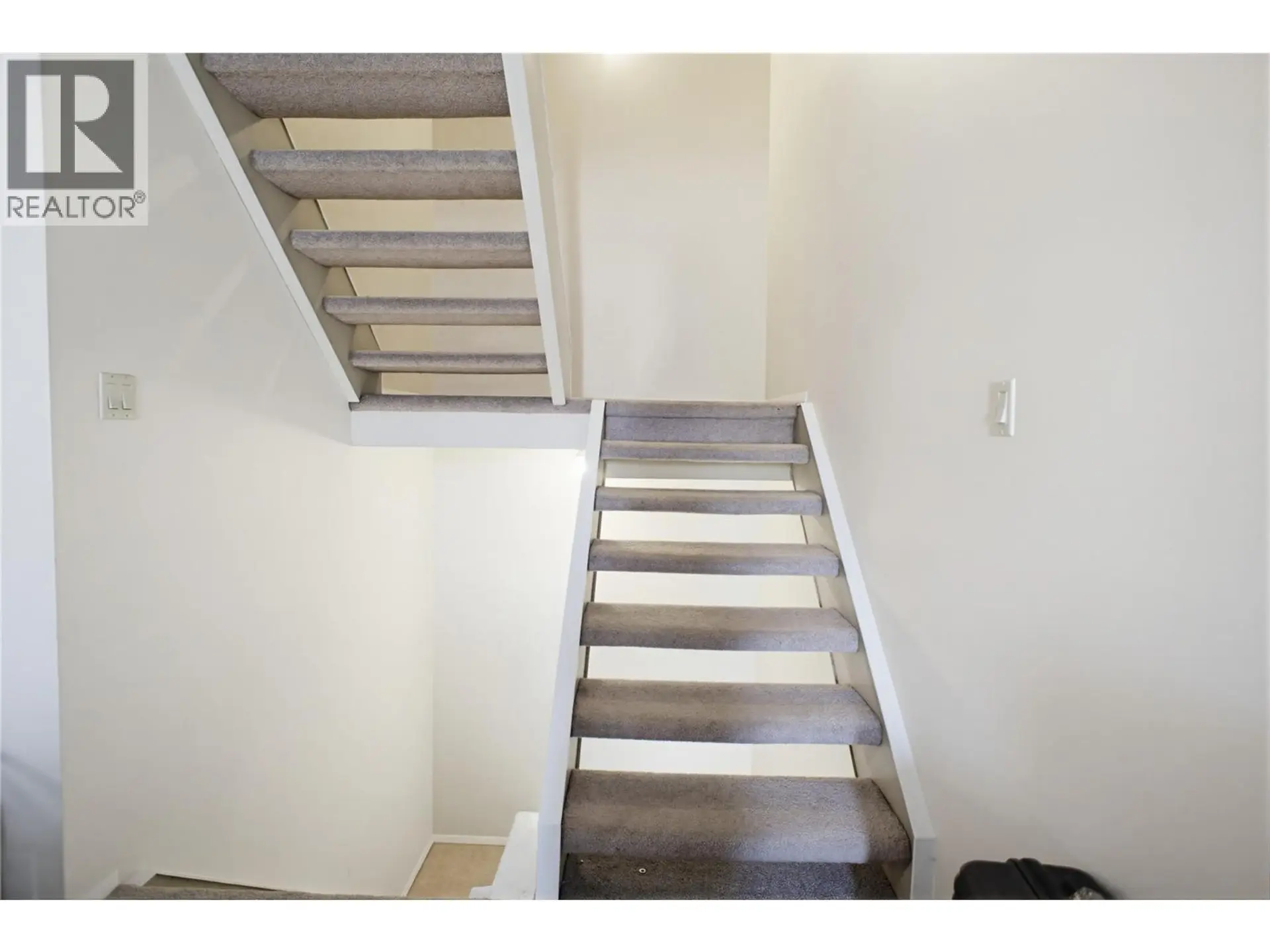 #70 1435 Summit Drive - Image 16