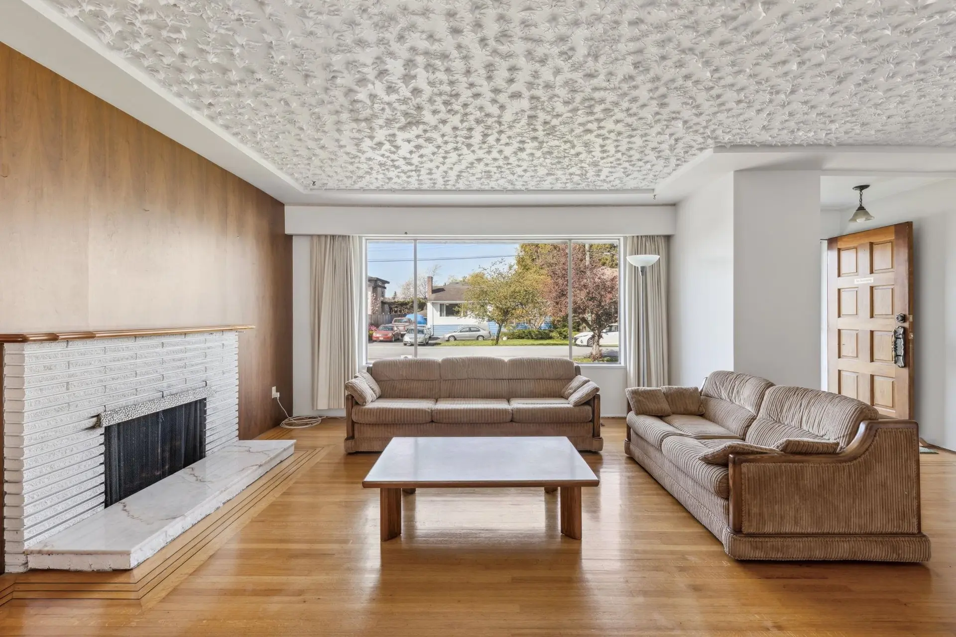 3780 Barmond Avenue - Image 3