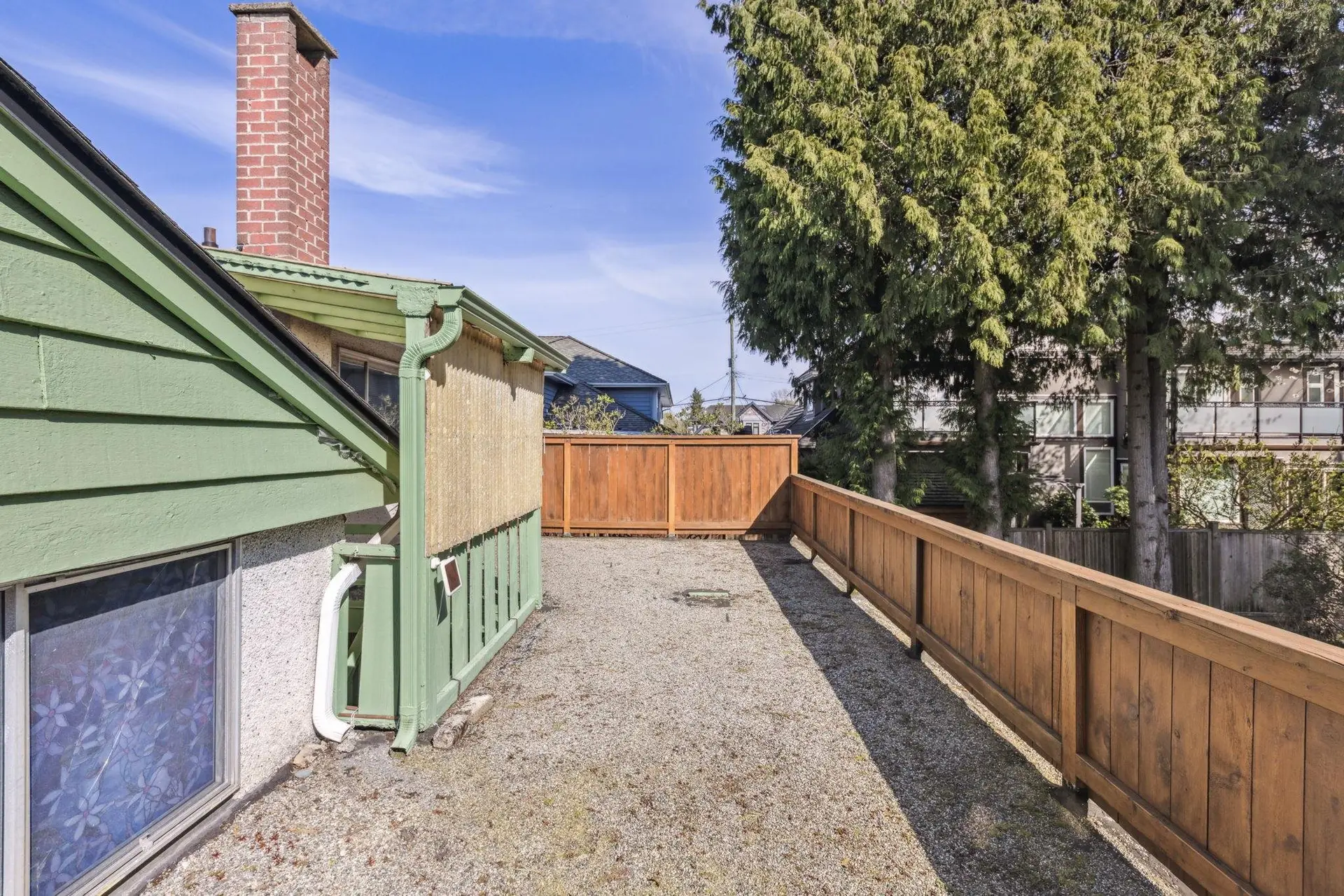 3780 Barmond Avenue - Image 20