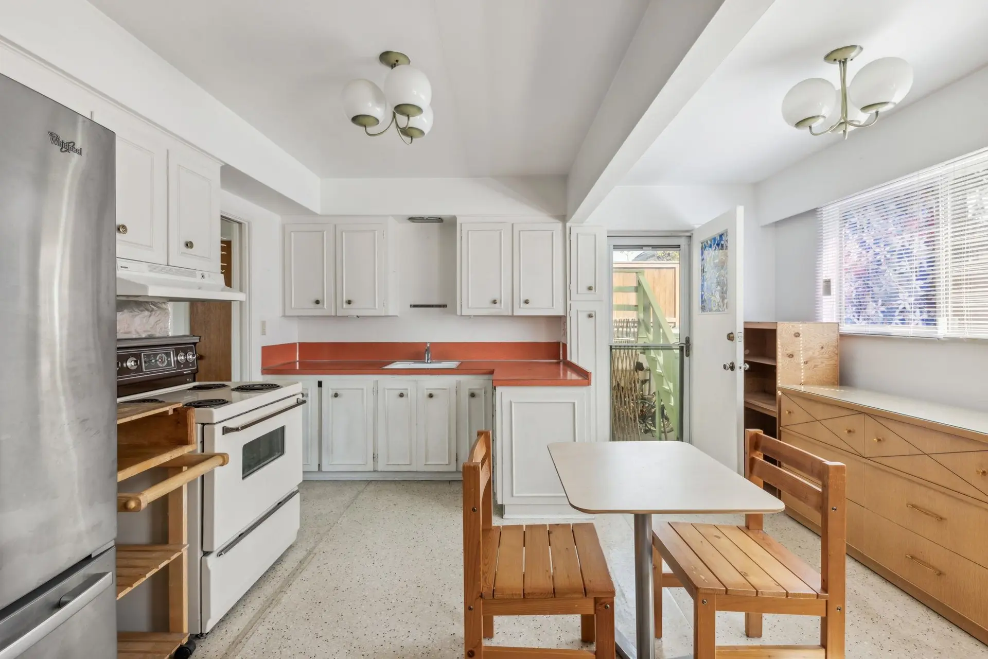 3780 Barmond Avenue - Image 10