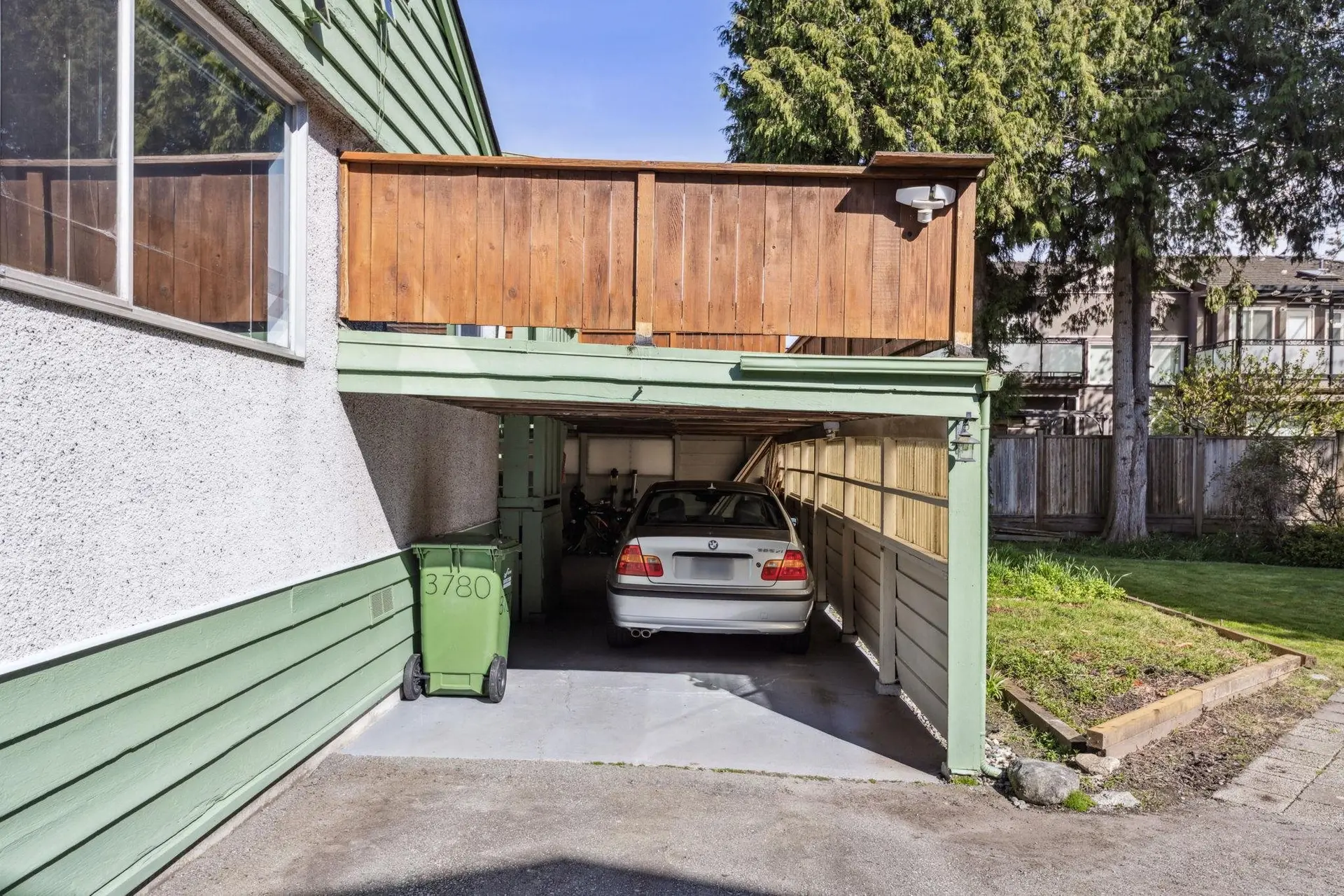 3780 Barmond Avenue - Image 18
