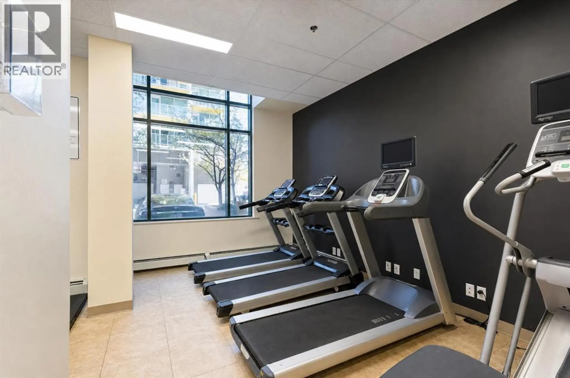 #318 1111 6 Avenue SW - Image 18