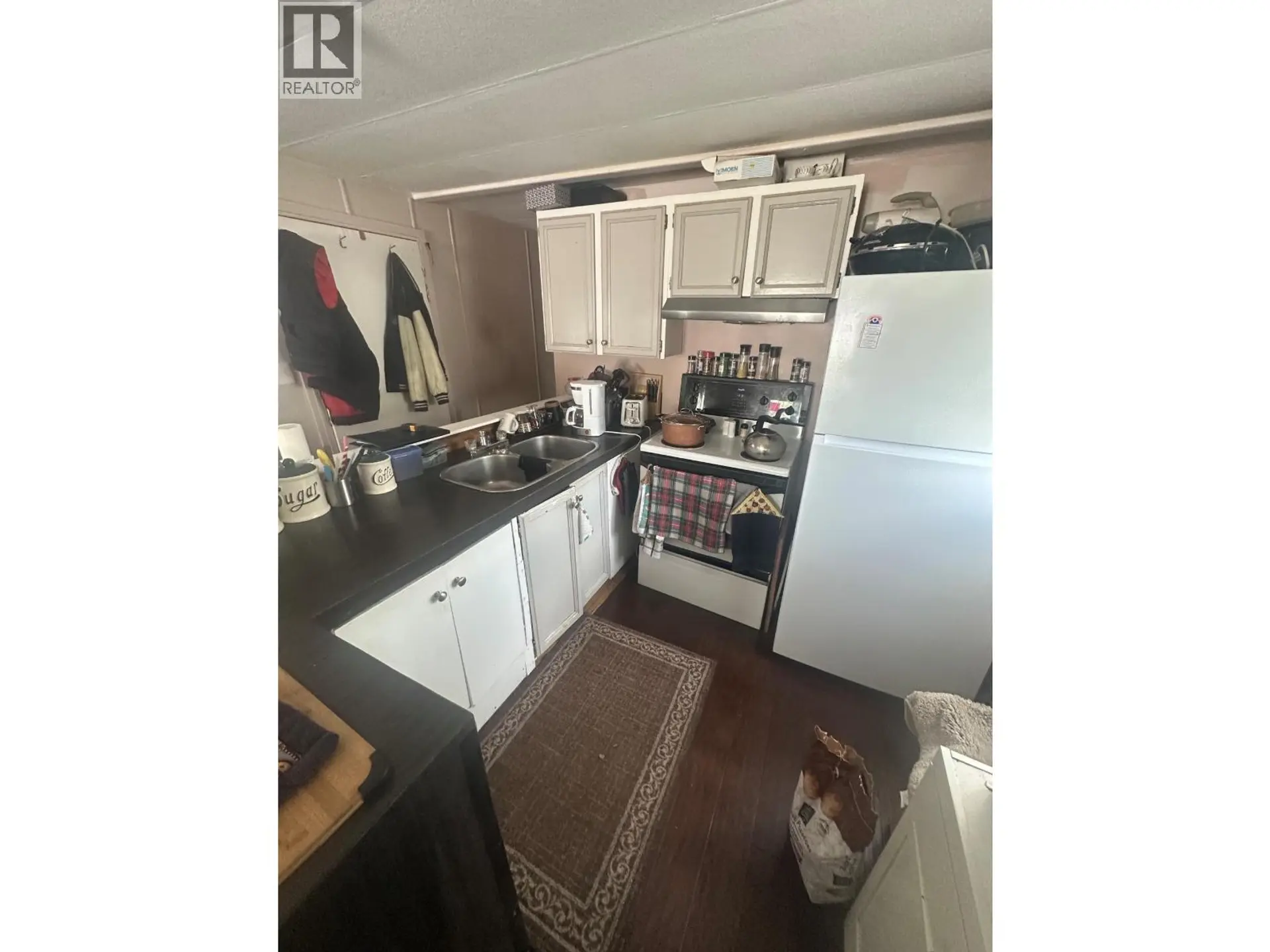 5229 44 Street SE - Image 3