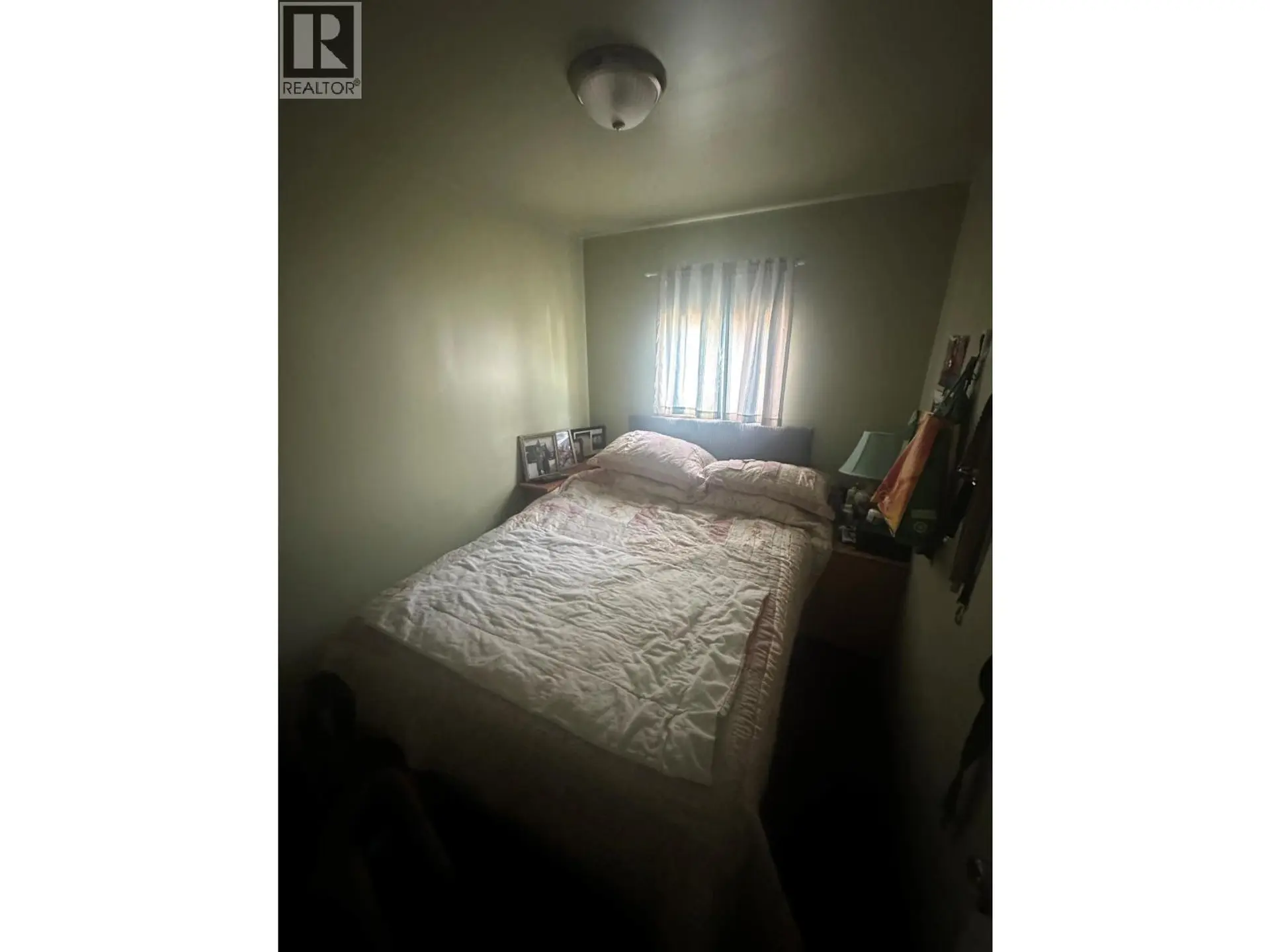 5229 44 Street SE - Image 8