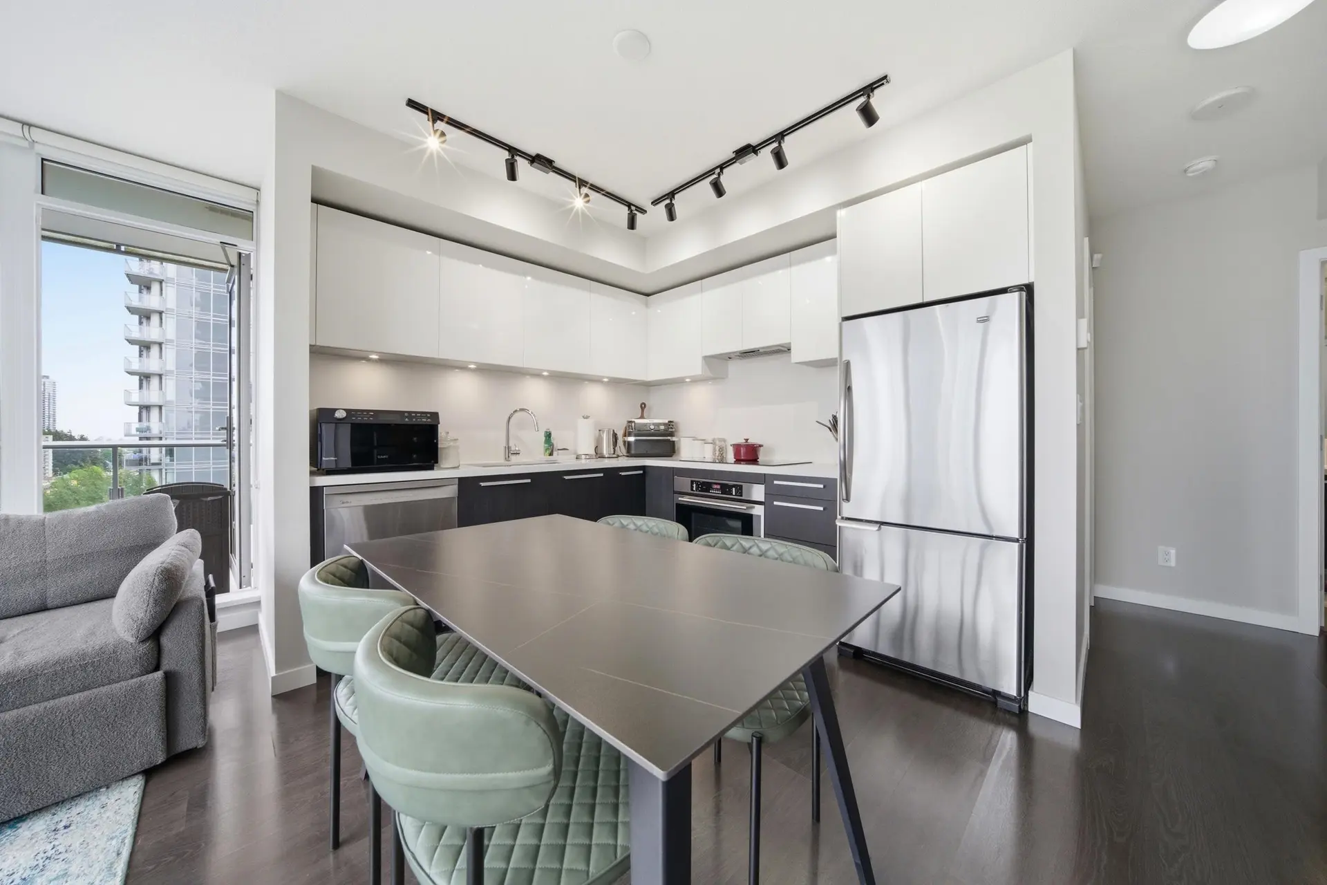 #1302 6333 Silver Avenue - Image 6