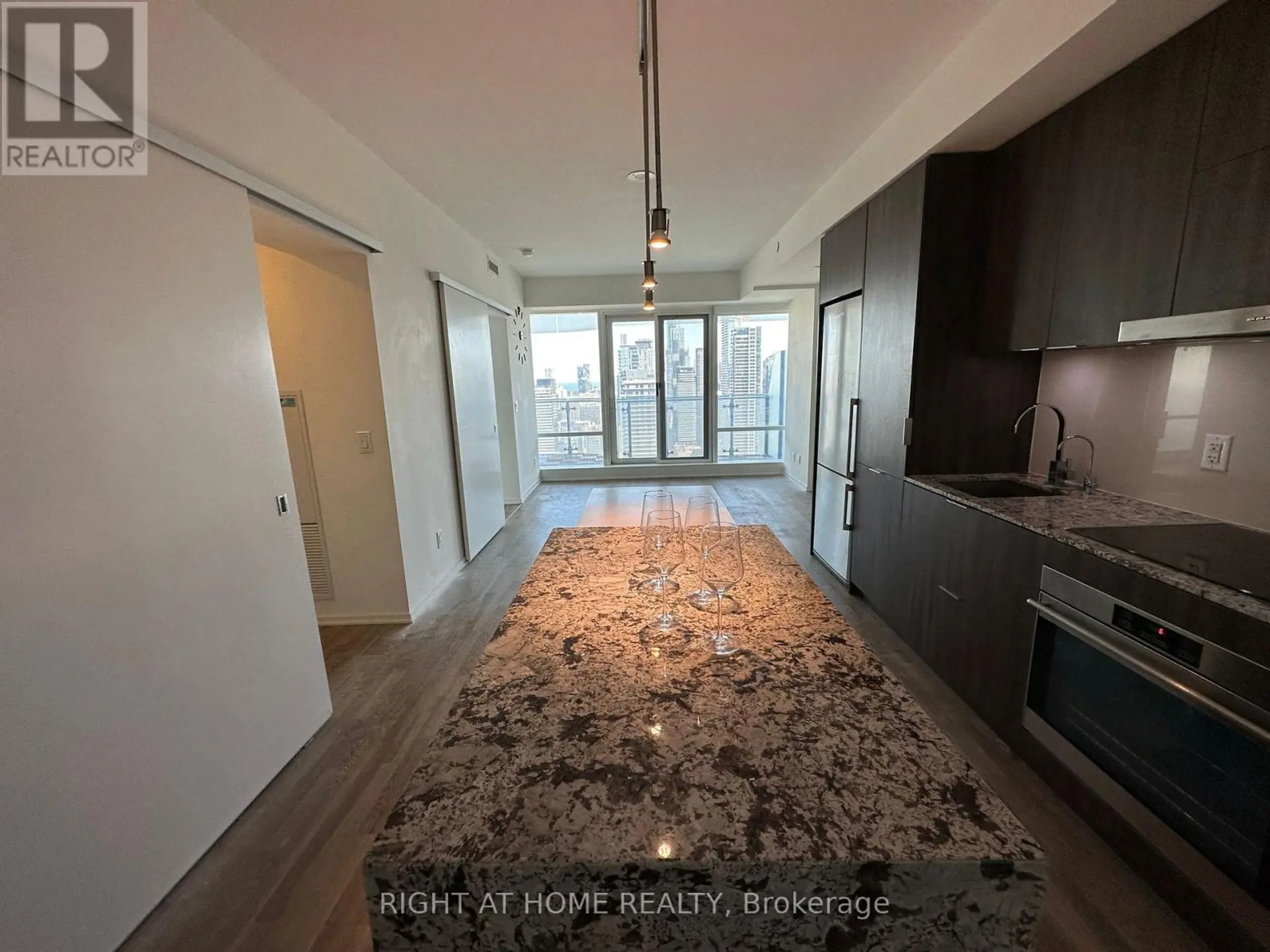 #3205 1 BLOOR STREET E - Image 4