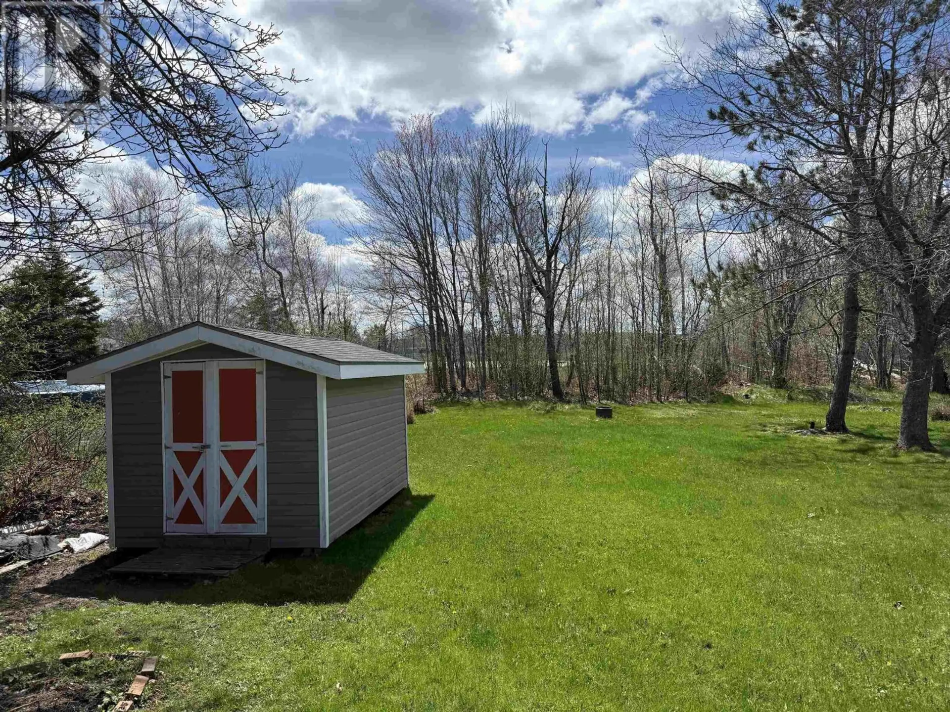 39 Coll Avenue - Image 16