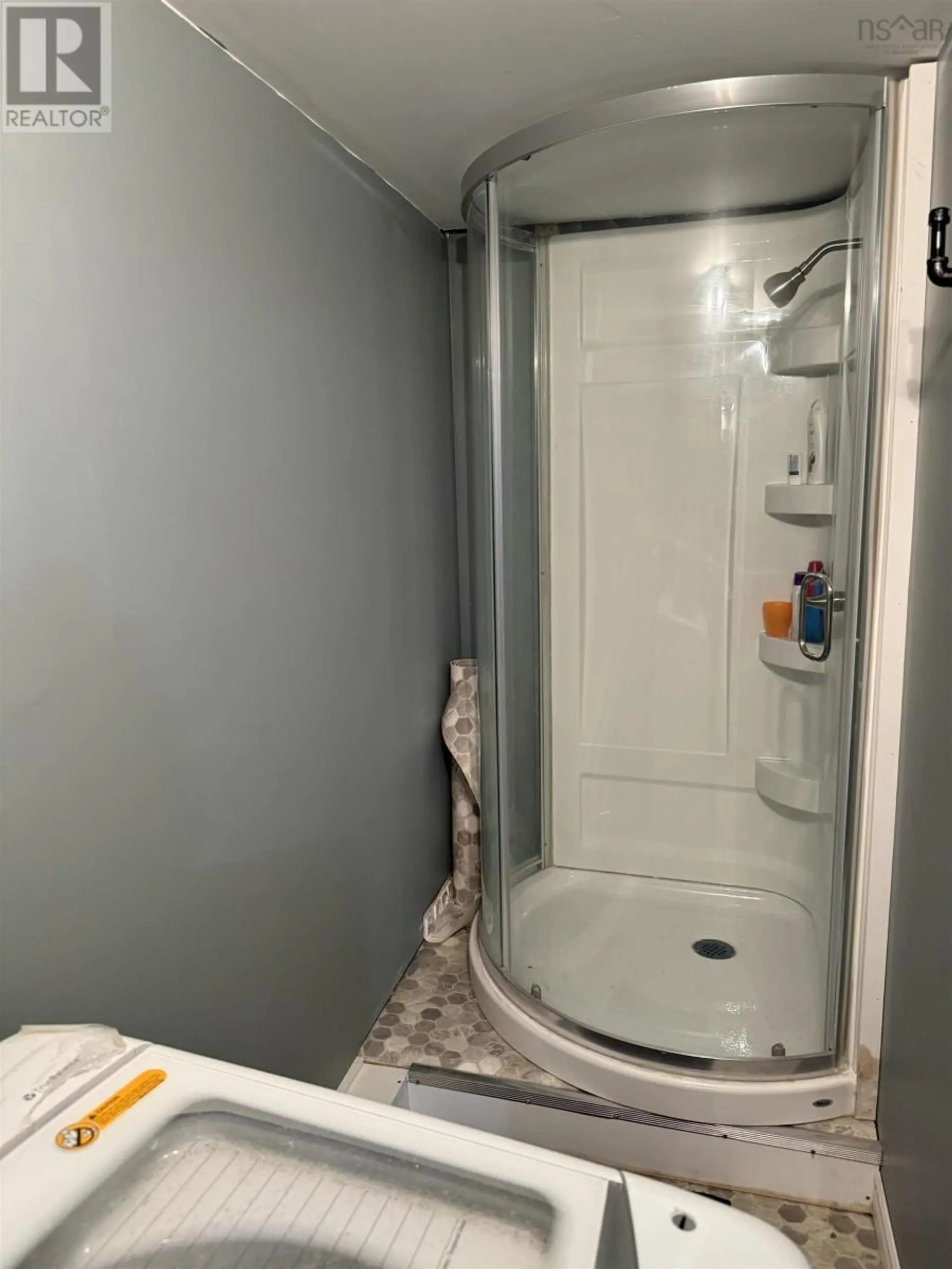 39 Coll Avenue - Image 12