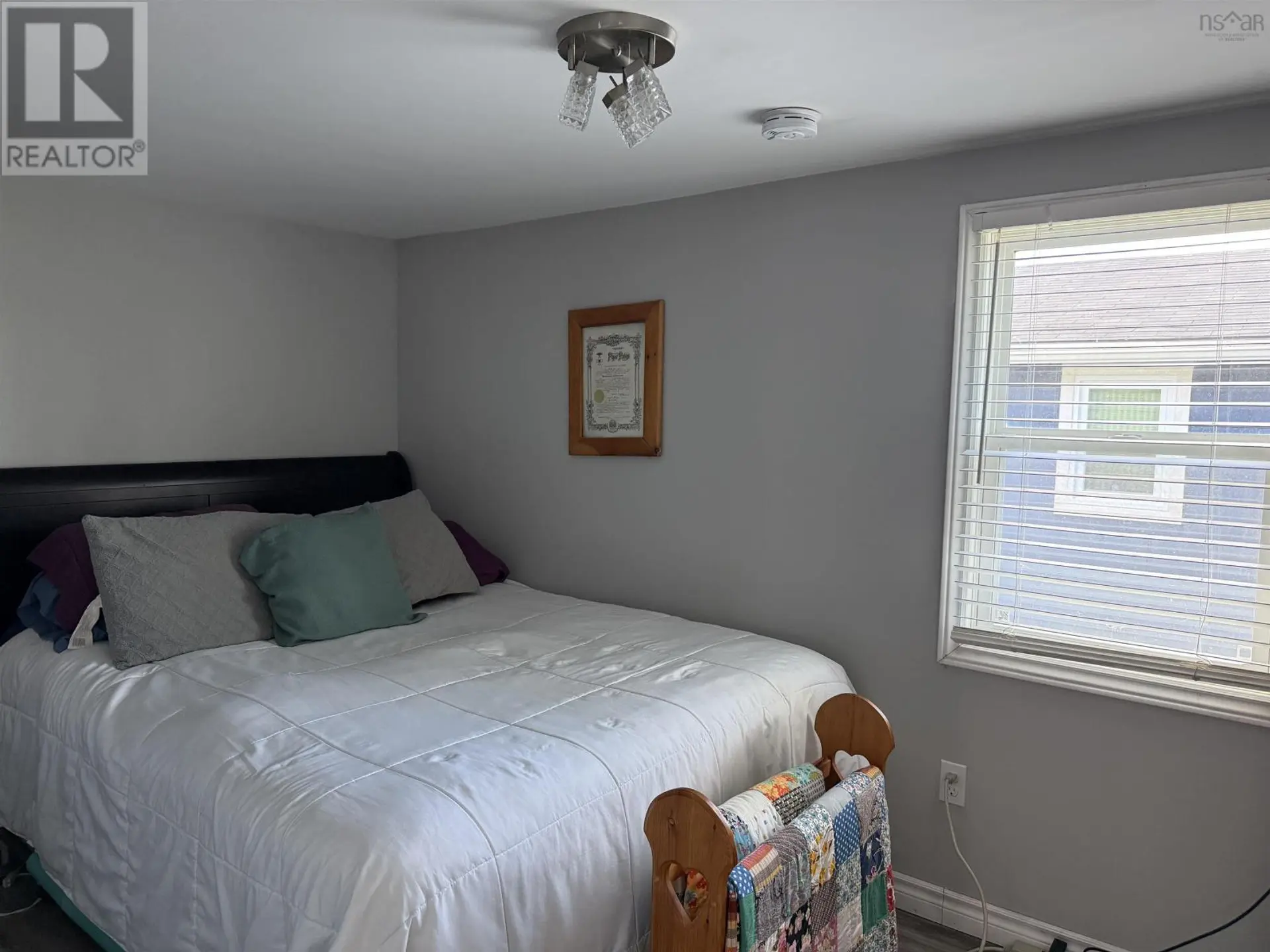 39 Coll Avenue - Image 9