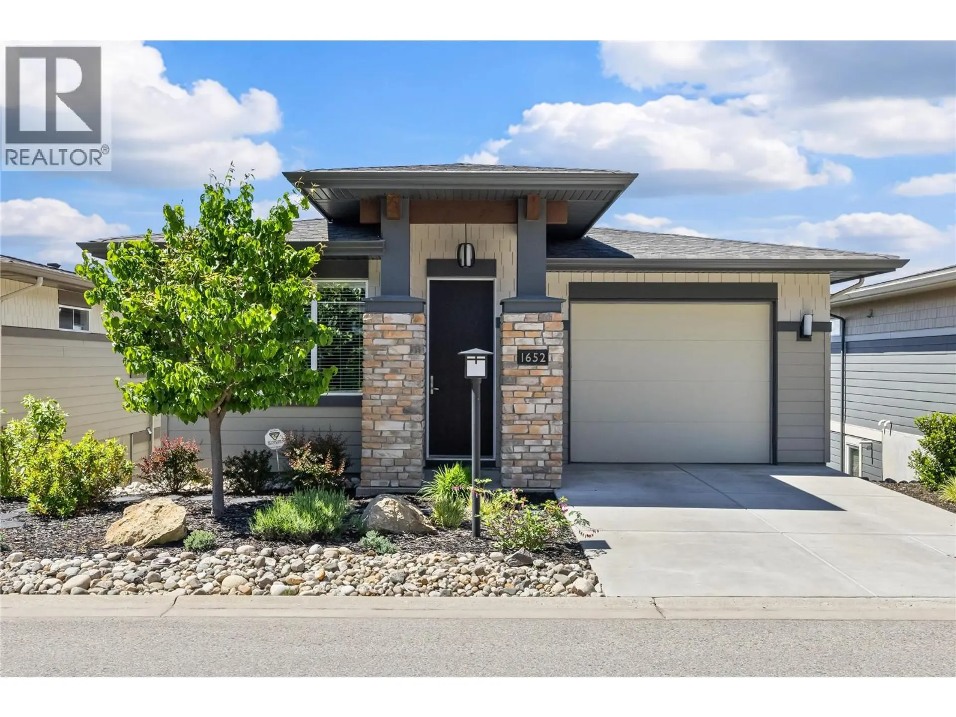 Property at 1652 Tower Ranch Drive, Kelowna, BC