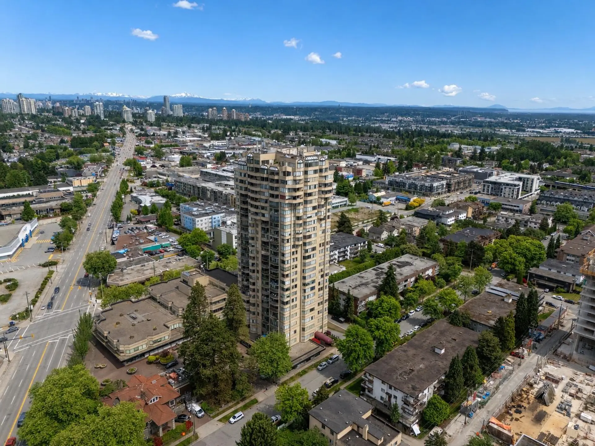 #2105 6540 Burlington Avenue - Image 17