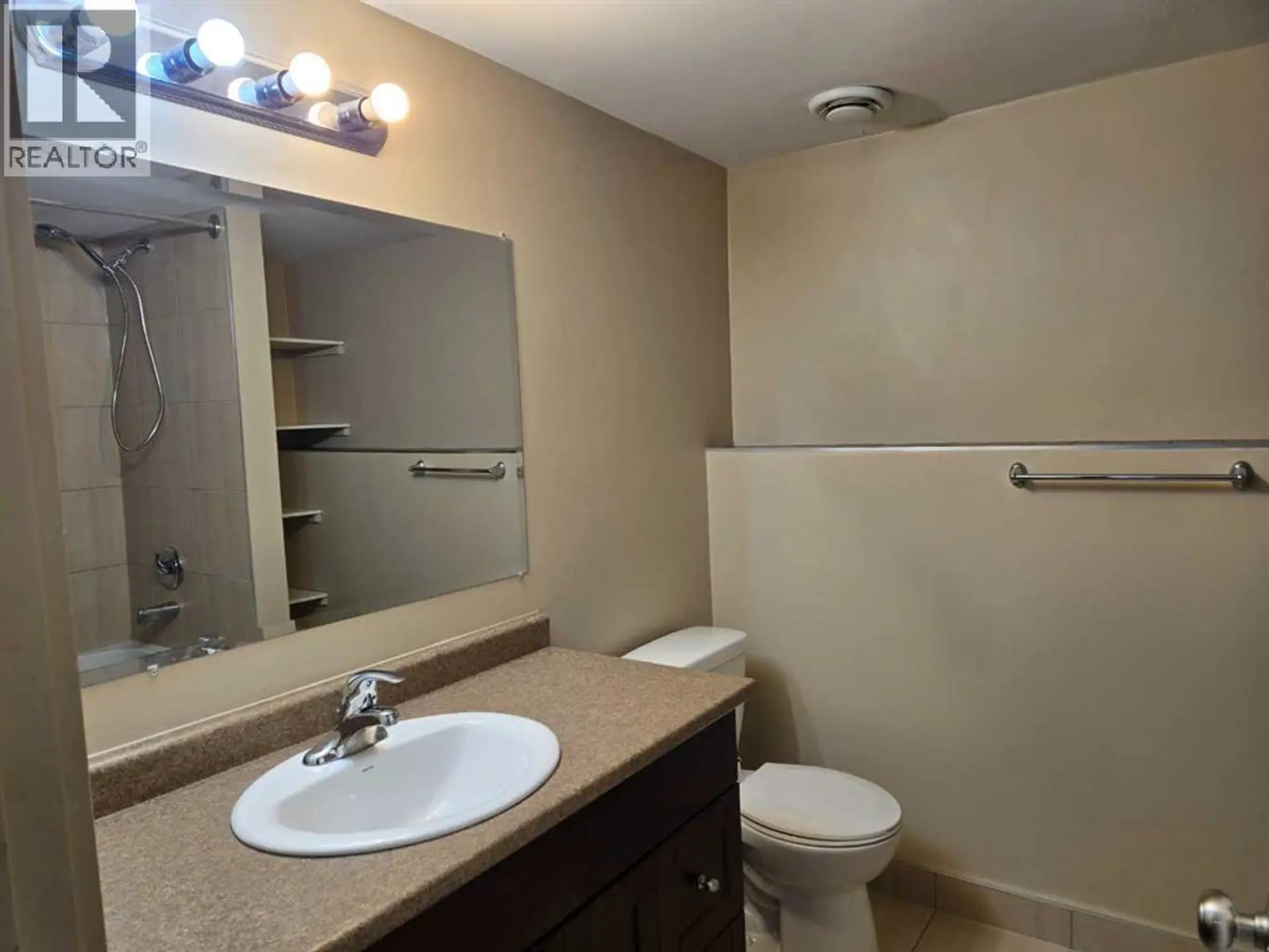 8821 65 Avenue - Image 19