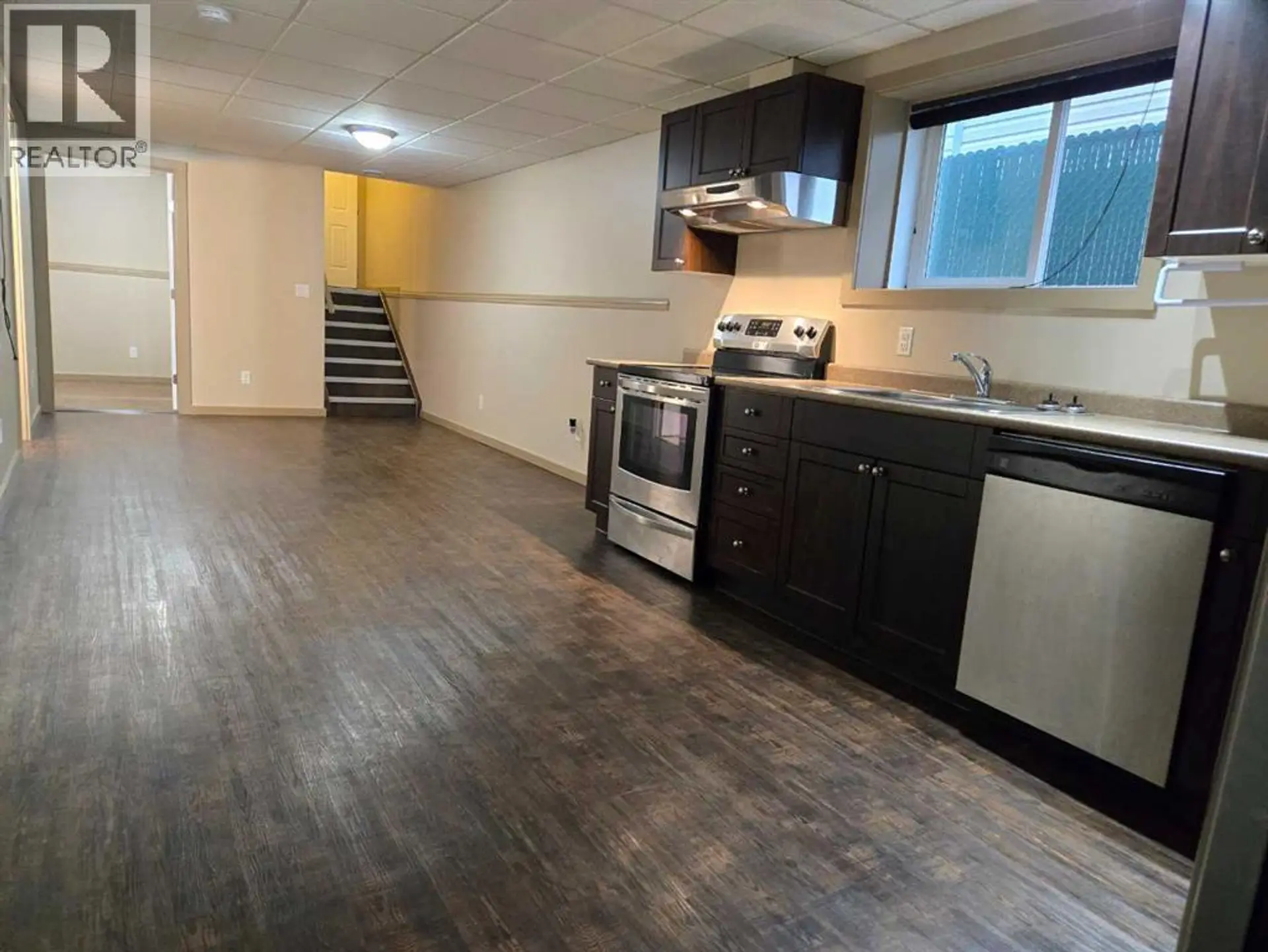 8821 65 Avenue - Image 16