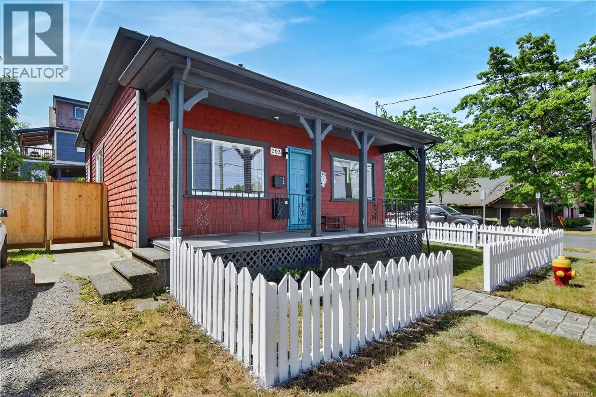 Property at 203 Prideaux St, Nanaimo, BC