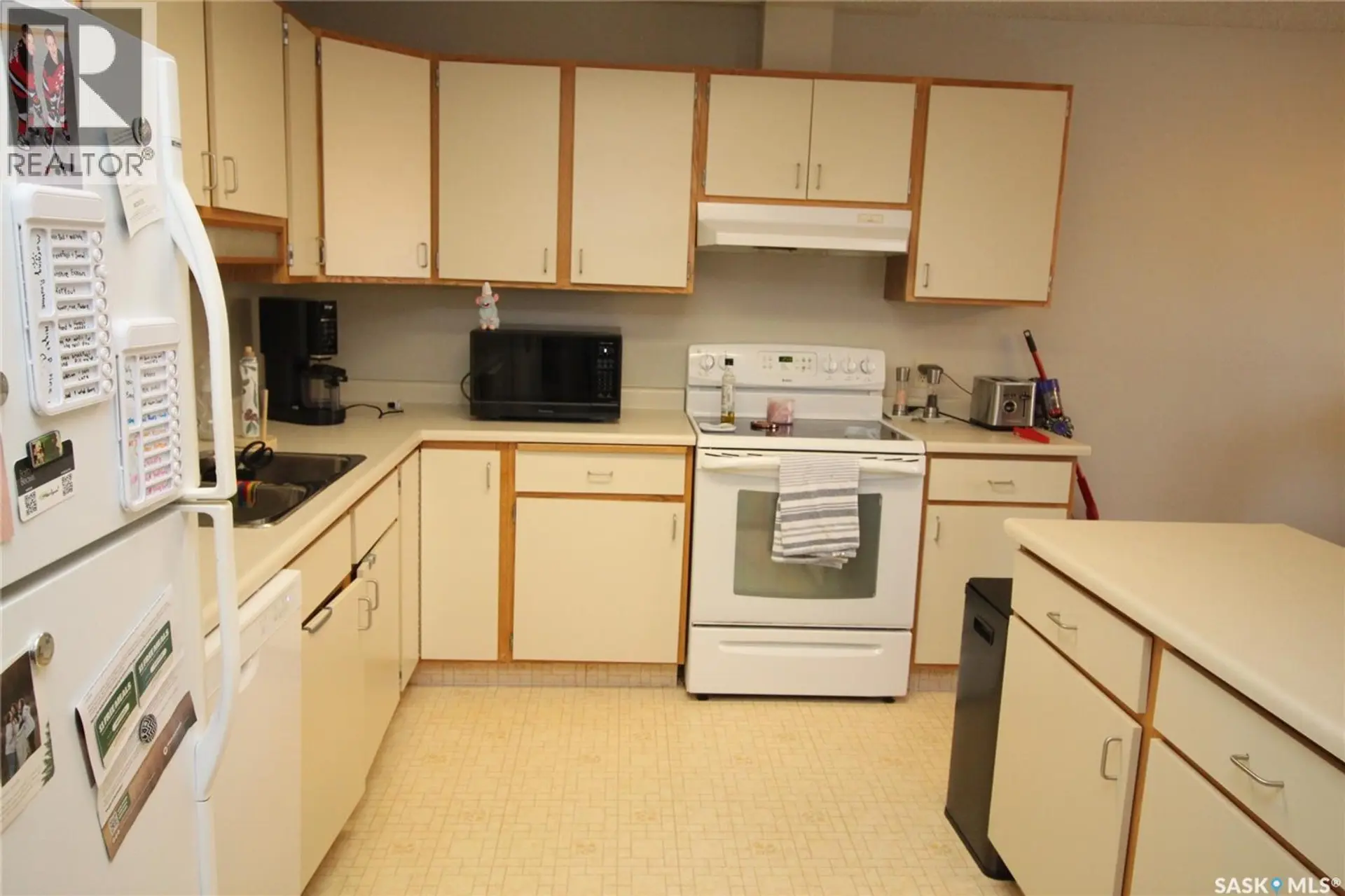 #203 1008 Temperance STREET - Image 3