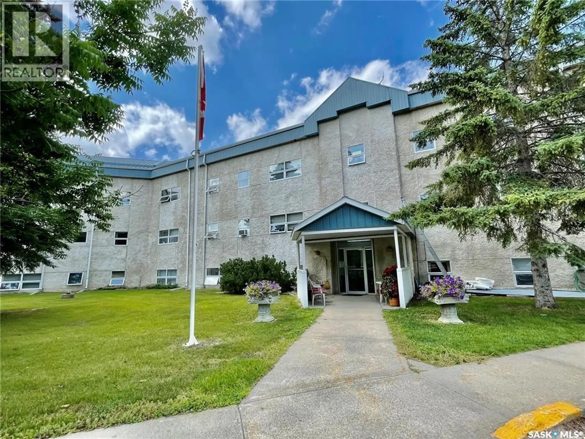 Property at #110 102 Manor DRIVE, Nipawin, SK