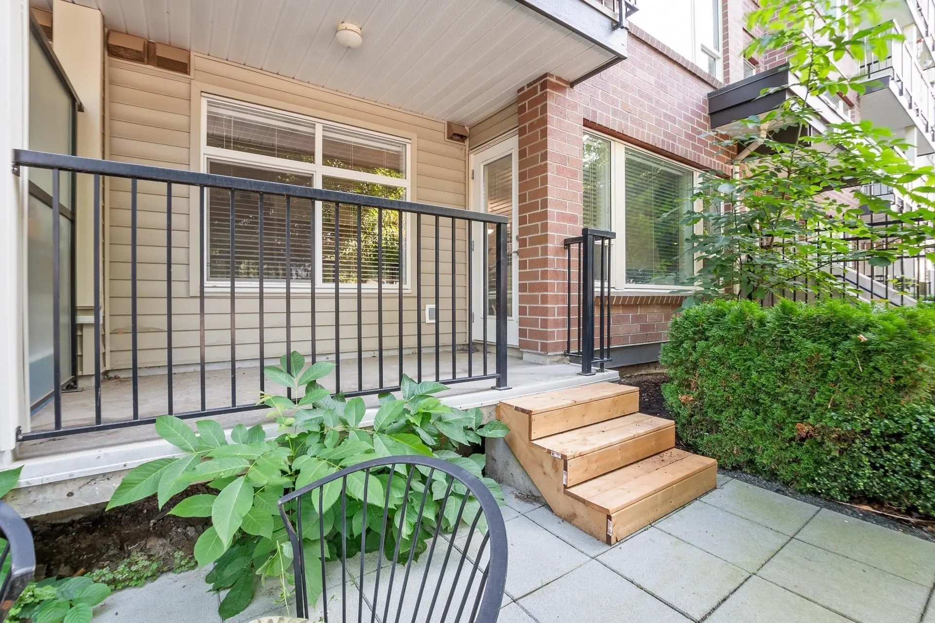 #109 46150 Bole Avenue - Image 3