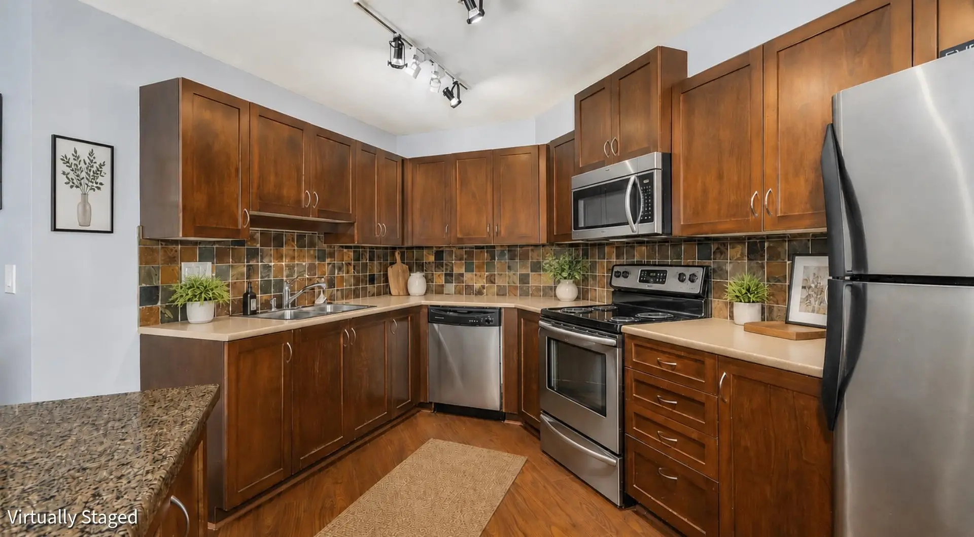 #202 2955 Diamond Crescent - Image 9