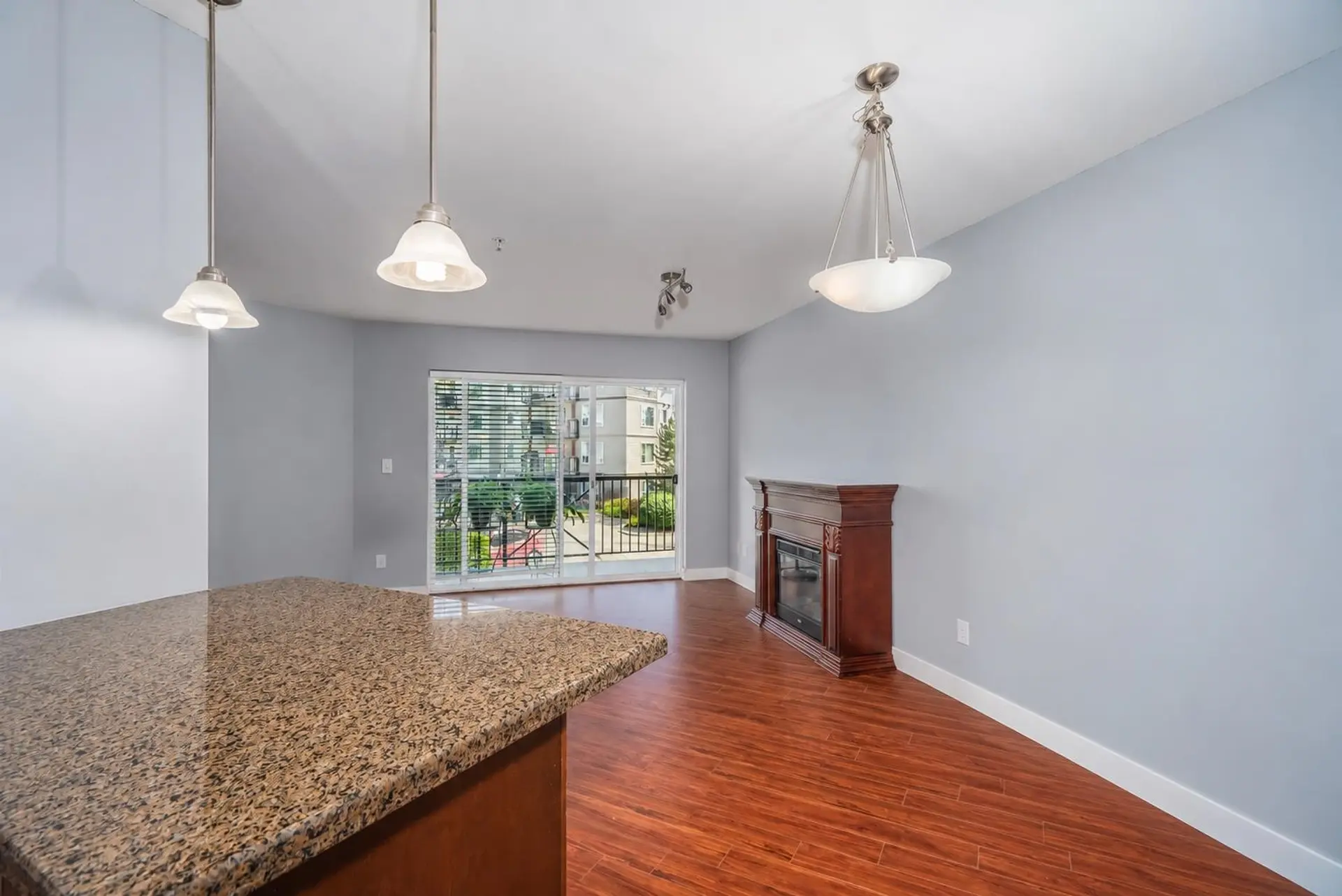 #202 2955 Diamond Crescent - Image 11