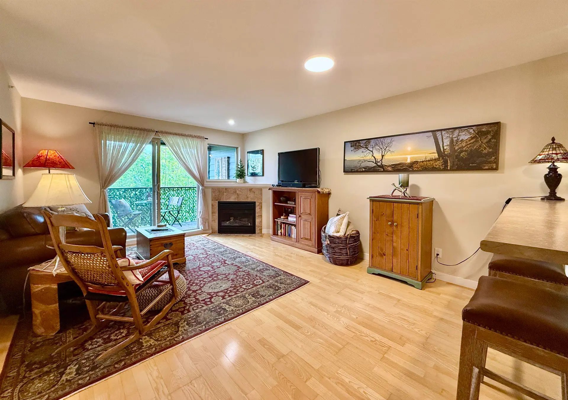 Property at #404 5631 Inlet Avenue, Sechelt, BC