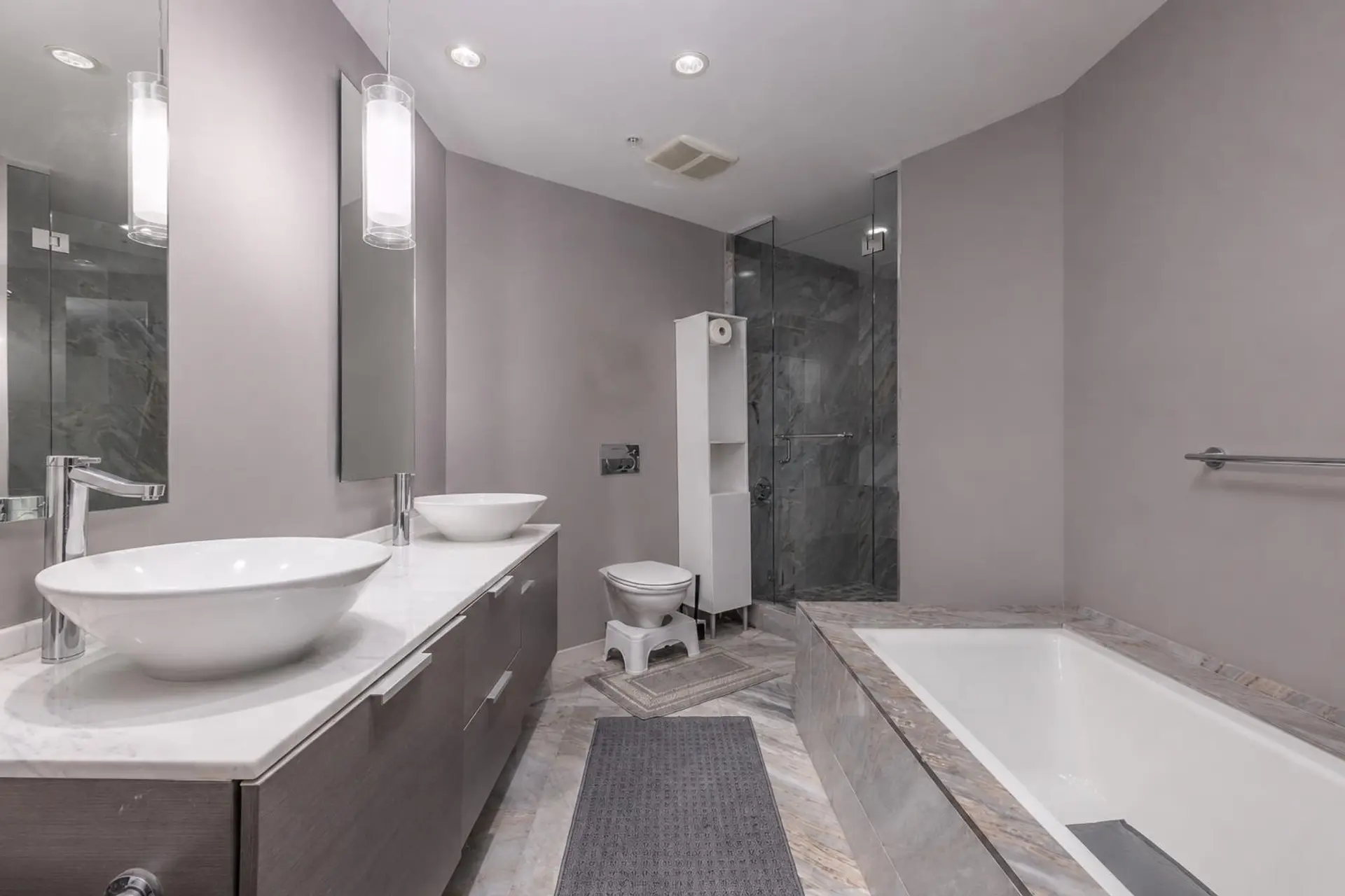 #3807 1111 Alberni Street - Image 16