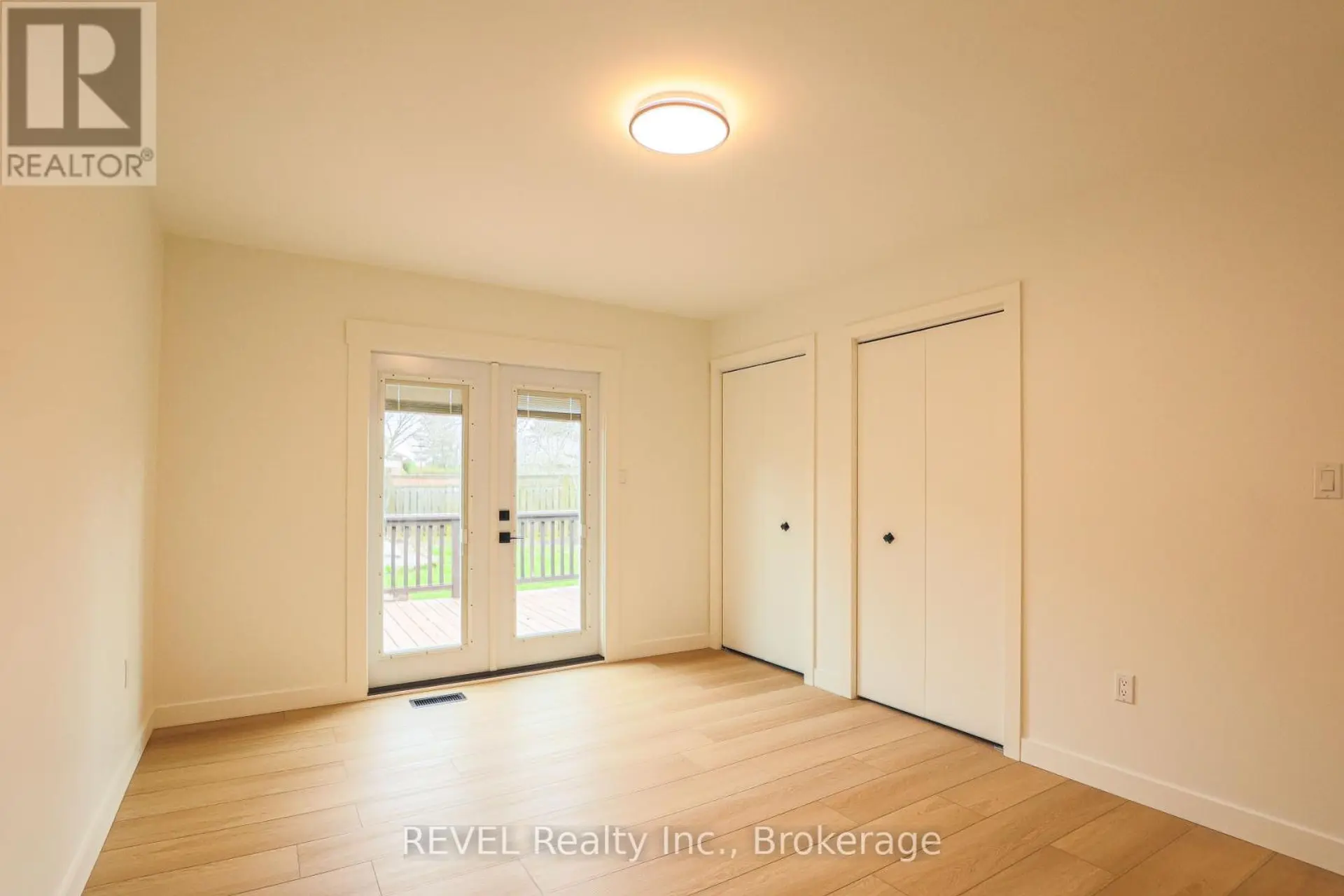 12 ANDREA DRIVE - Image 12